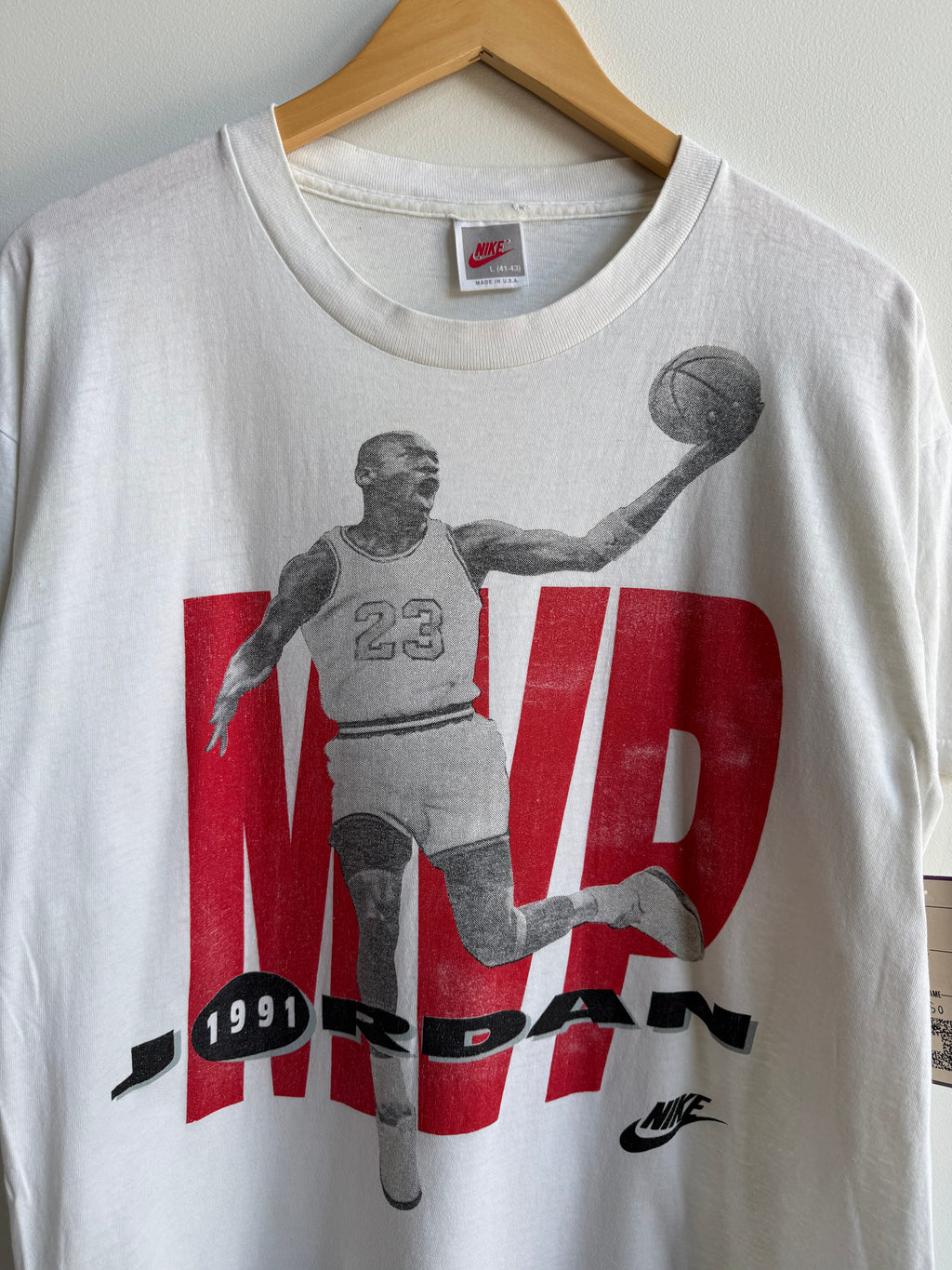(L) Air Jordan Tee
