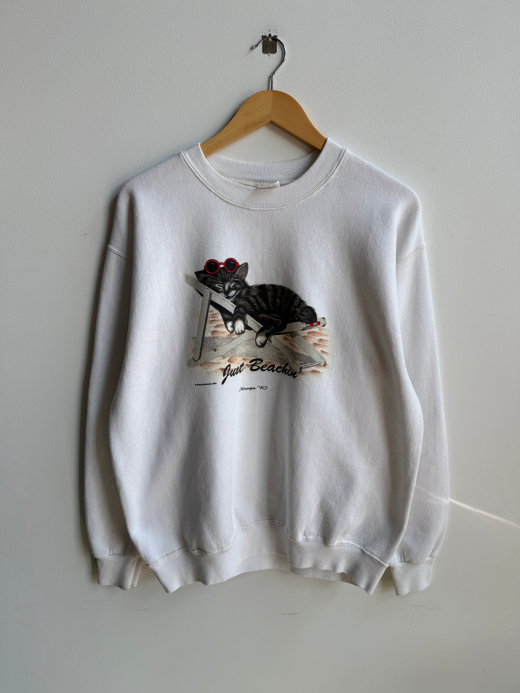 (L) Cat Just Beachin Tee
