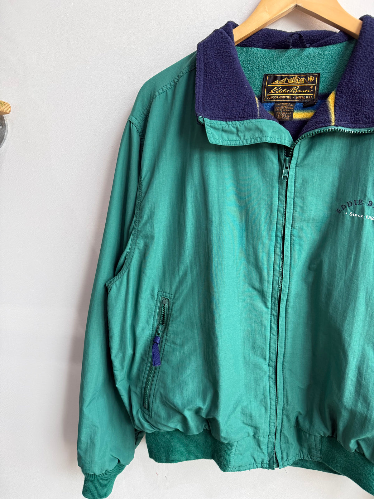 (M) Eddie Bauer Jacket