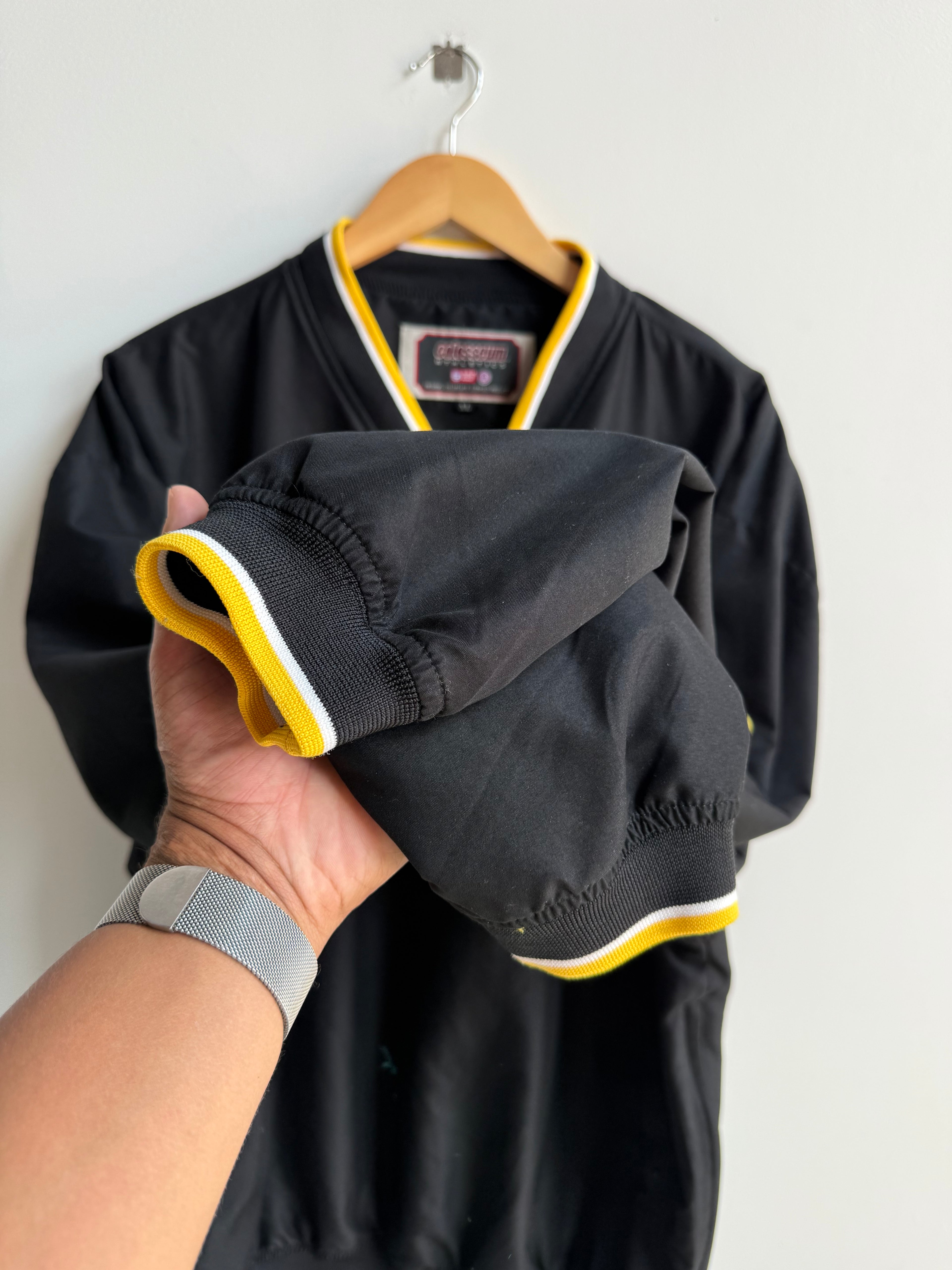 (XXL) Iowa Hawkeyes Windbreaker