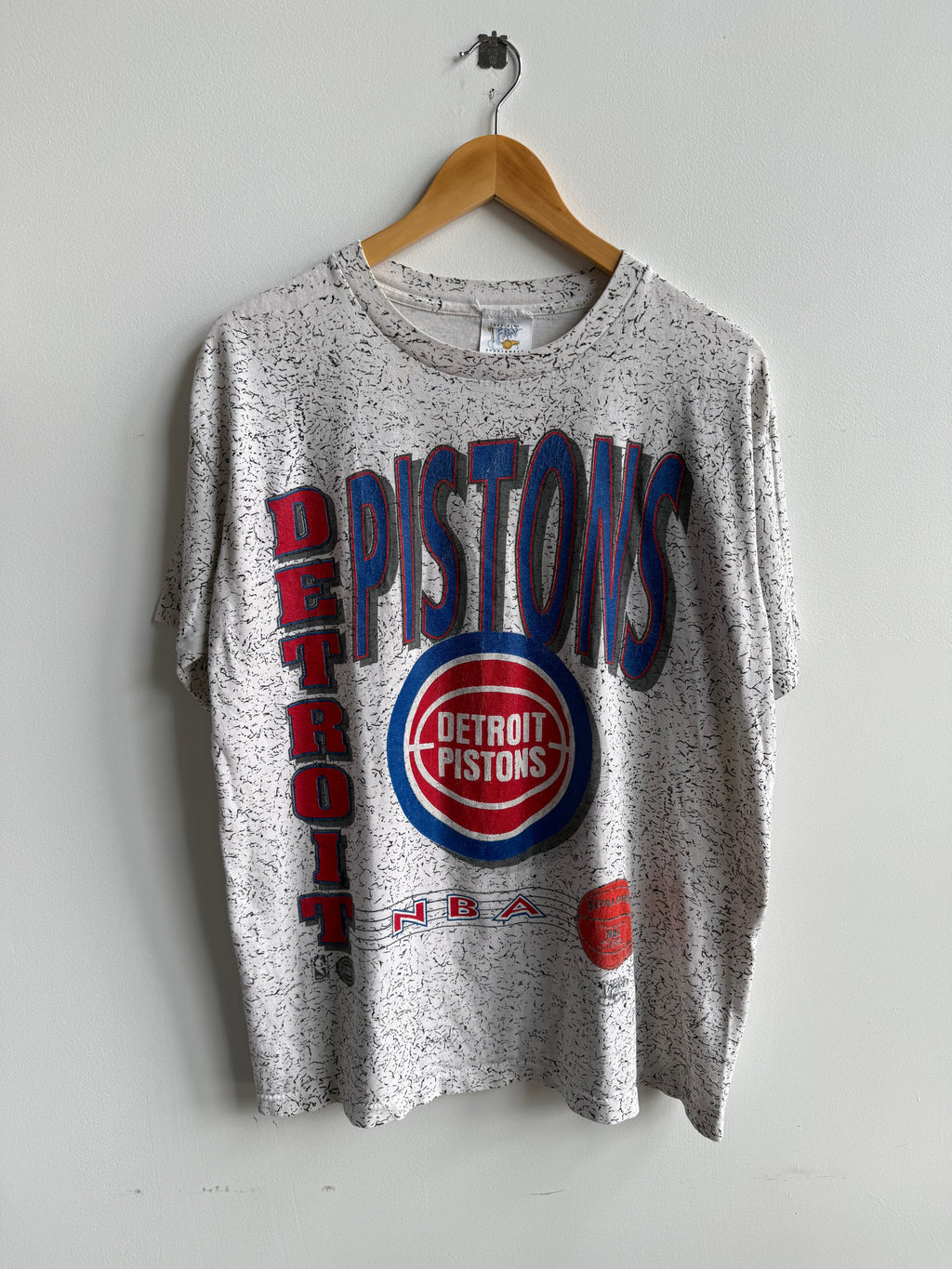 (L) Detroit Pistons Tee