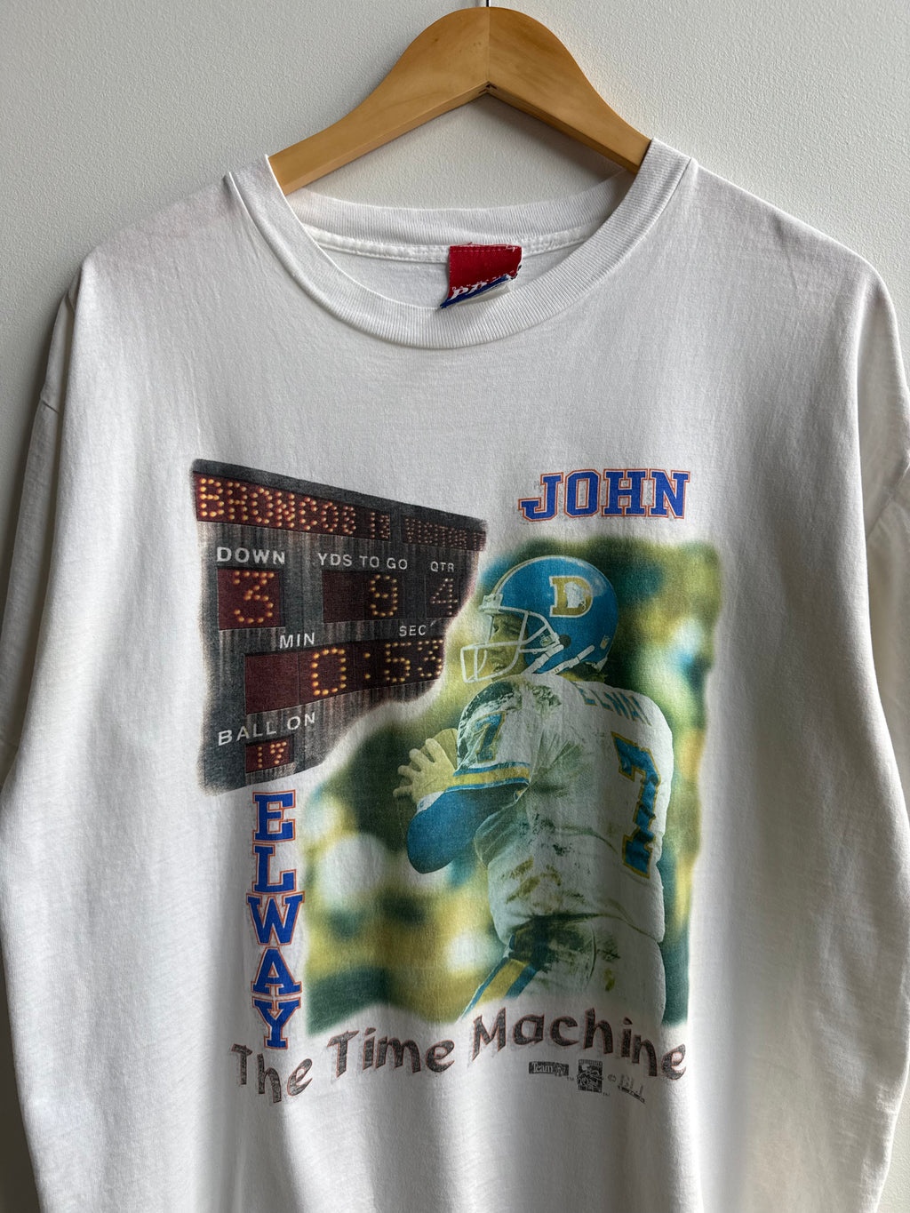 (L) Denver Broncos John Elway Tee