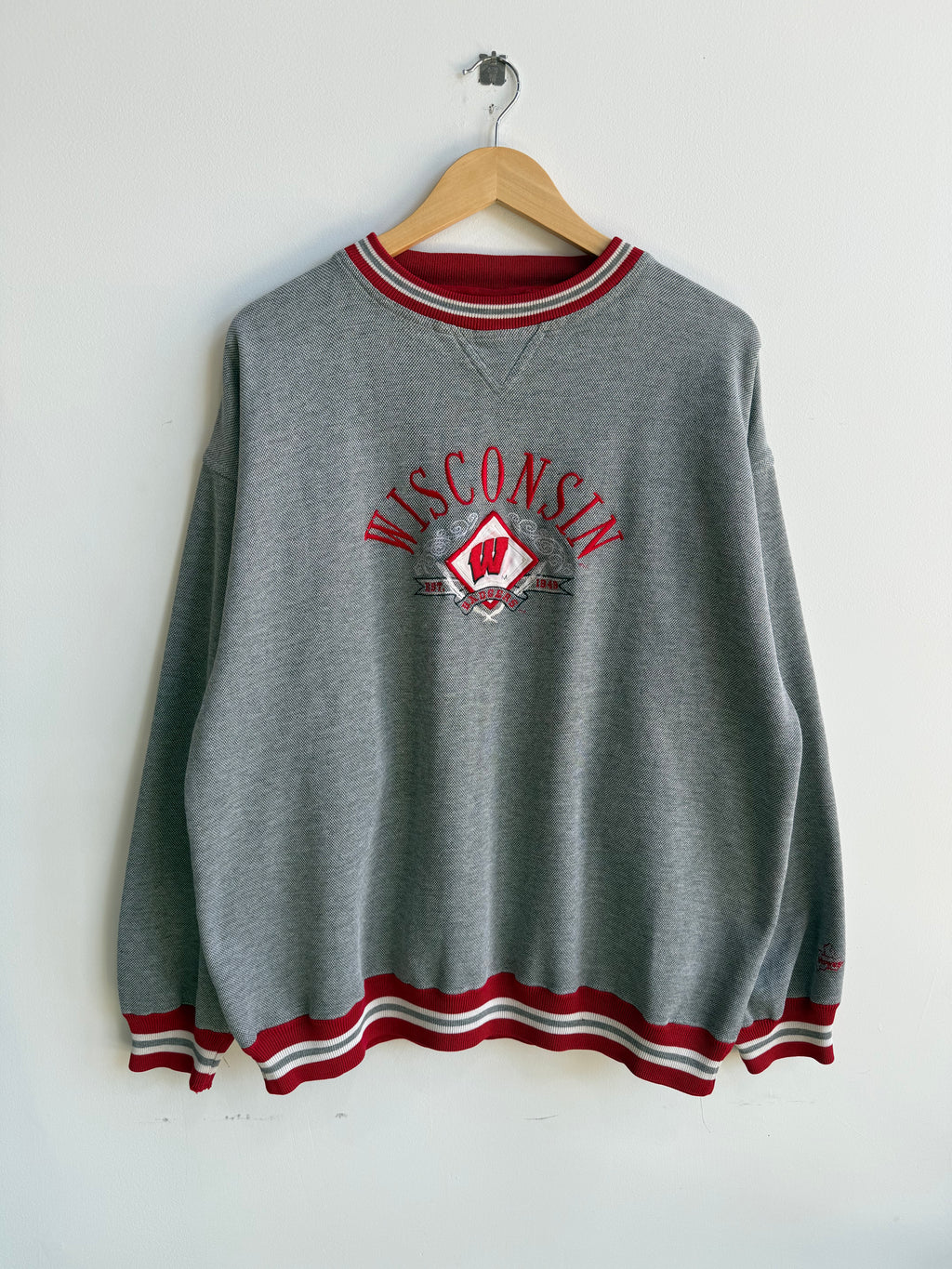 (XL) Wisconsin Badgers Crew