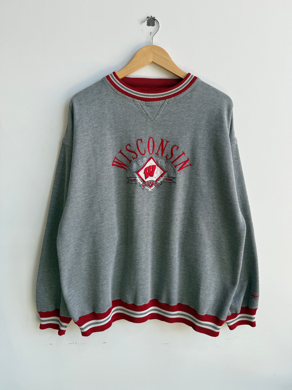 (XL) Wisconsin Badgers Crew