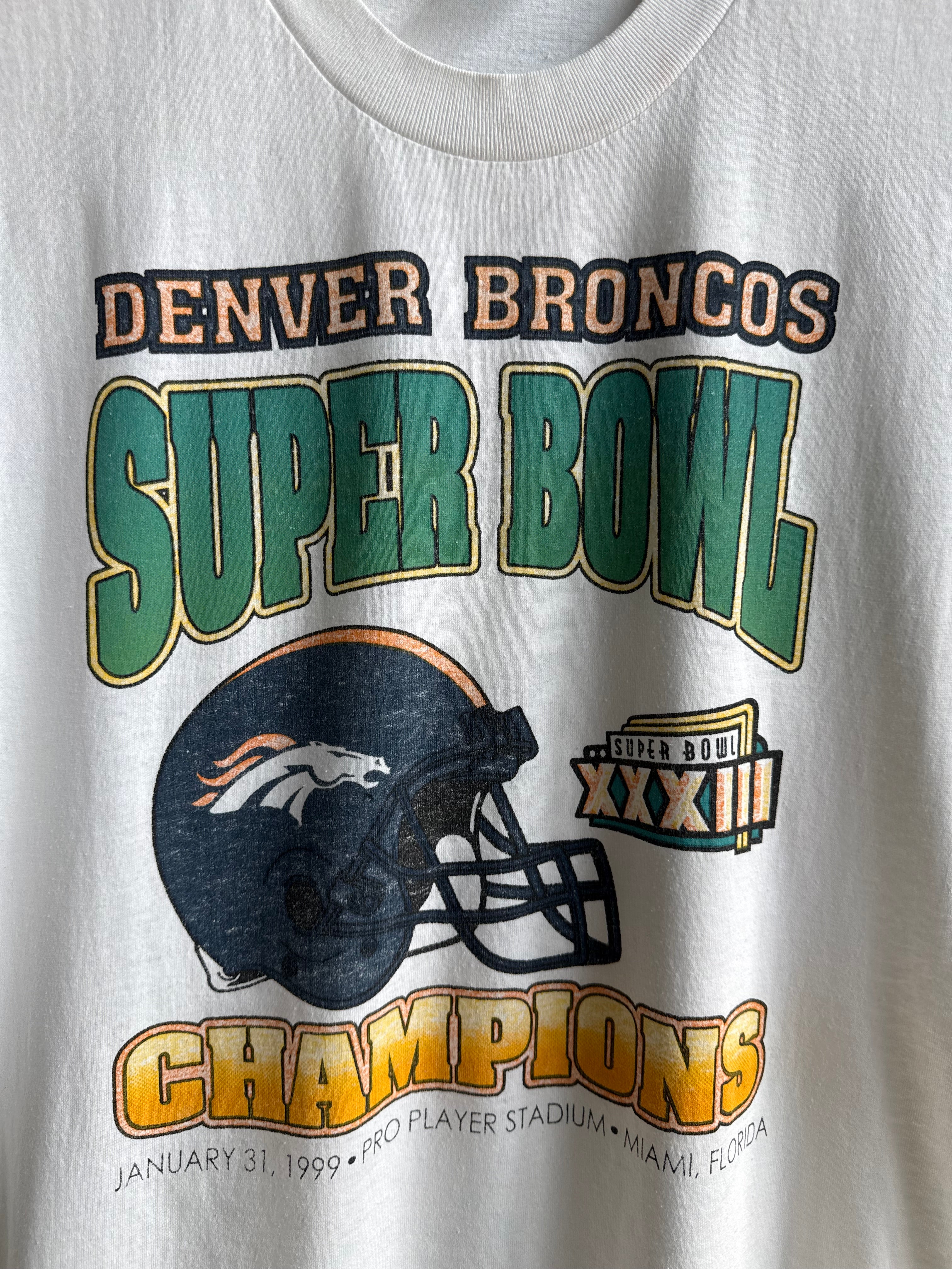 (M) Denver Broncos Tee