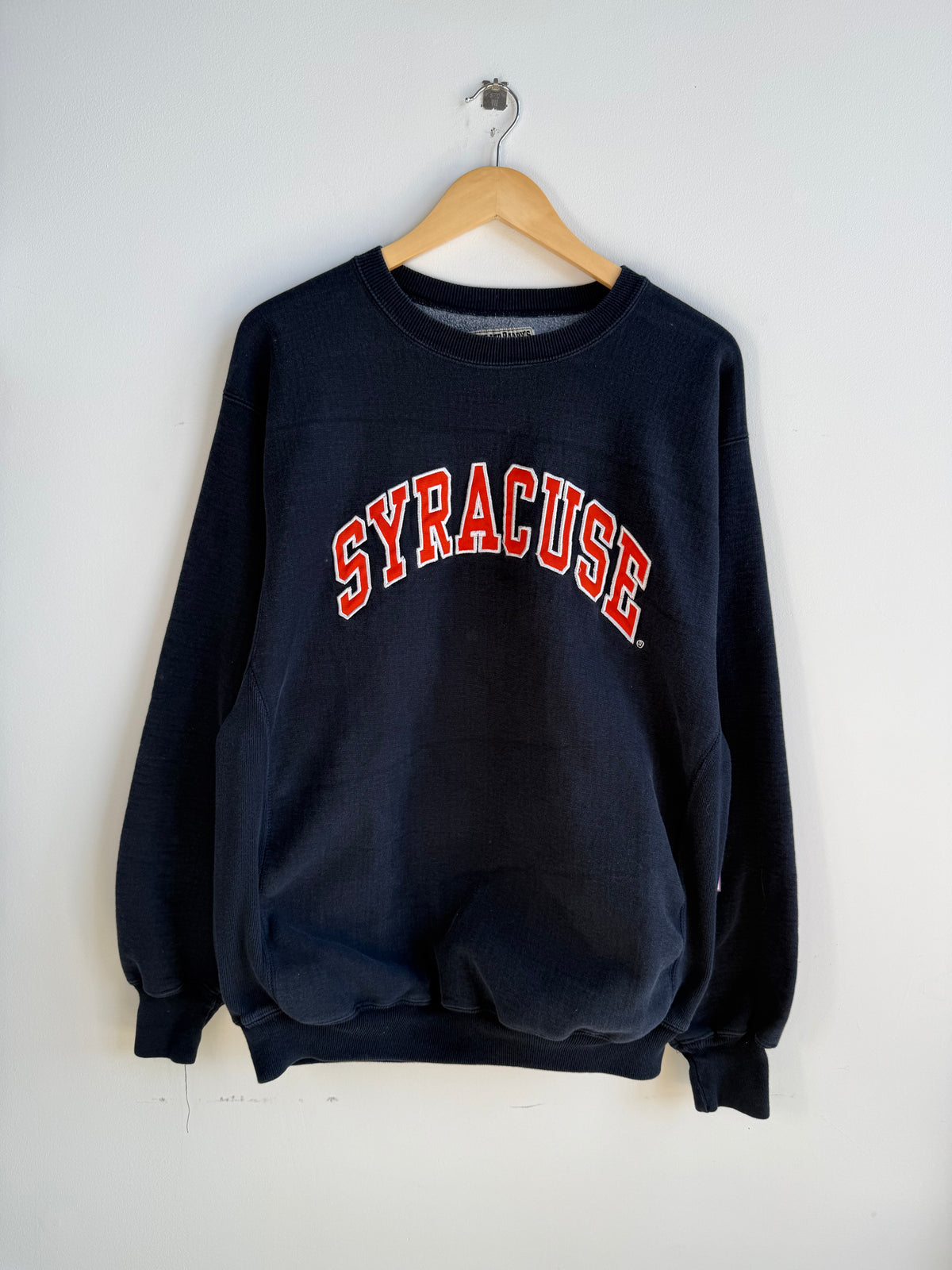 (L) Syracuse Crew