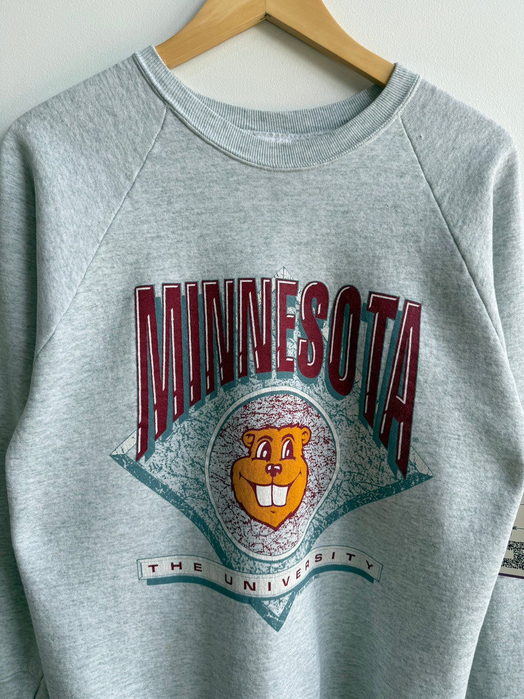 (L) Minnesota Gophers Crew
