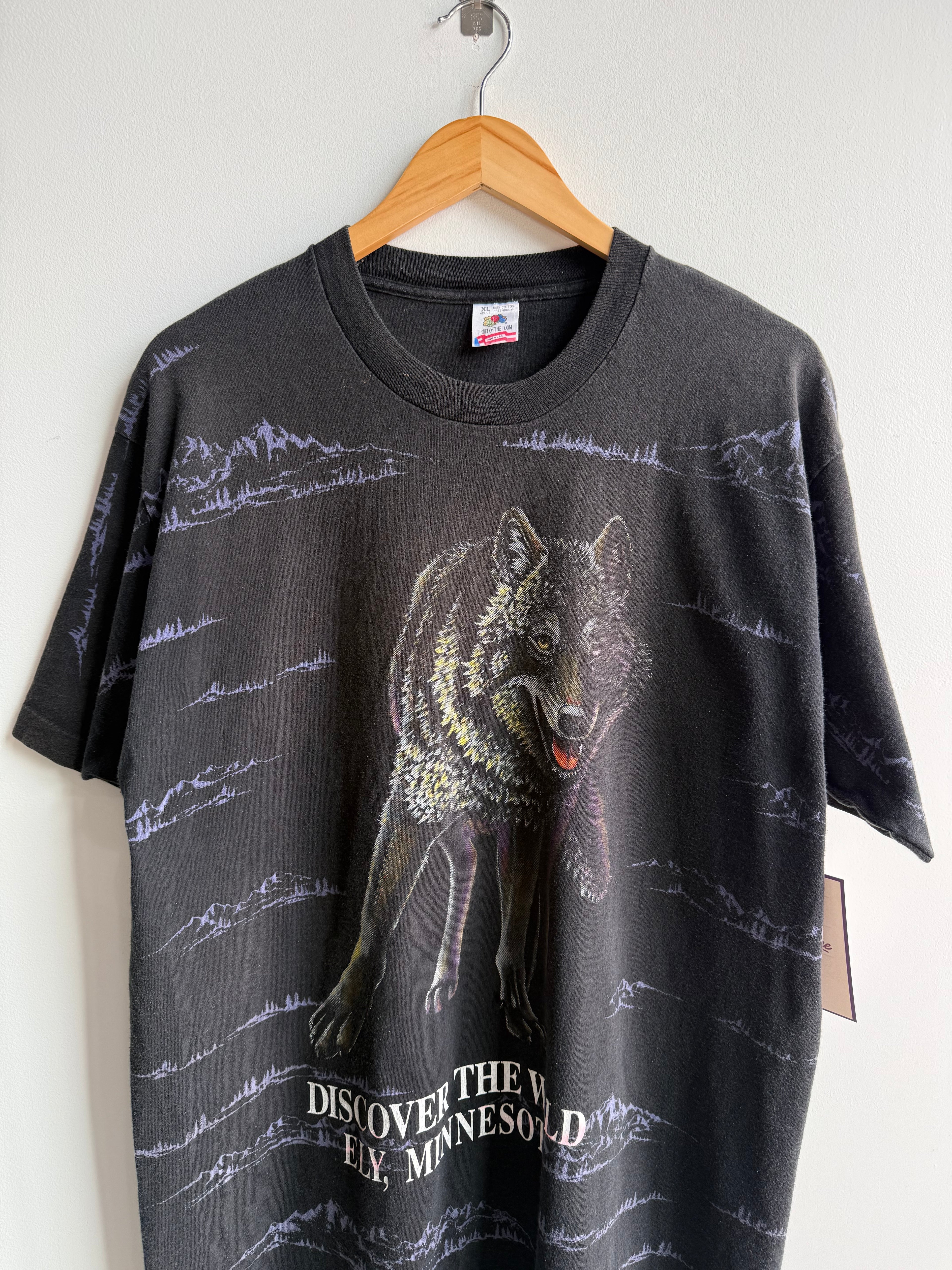 (XL) Discover the Wild Wolf Tee