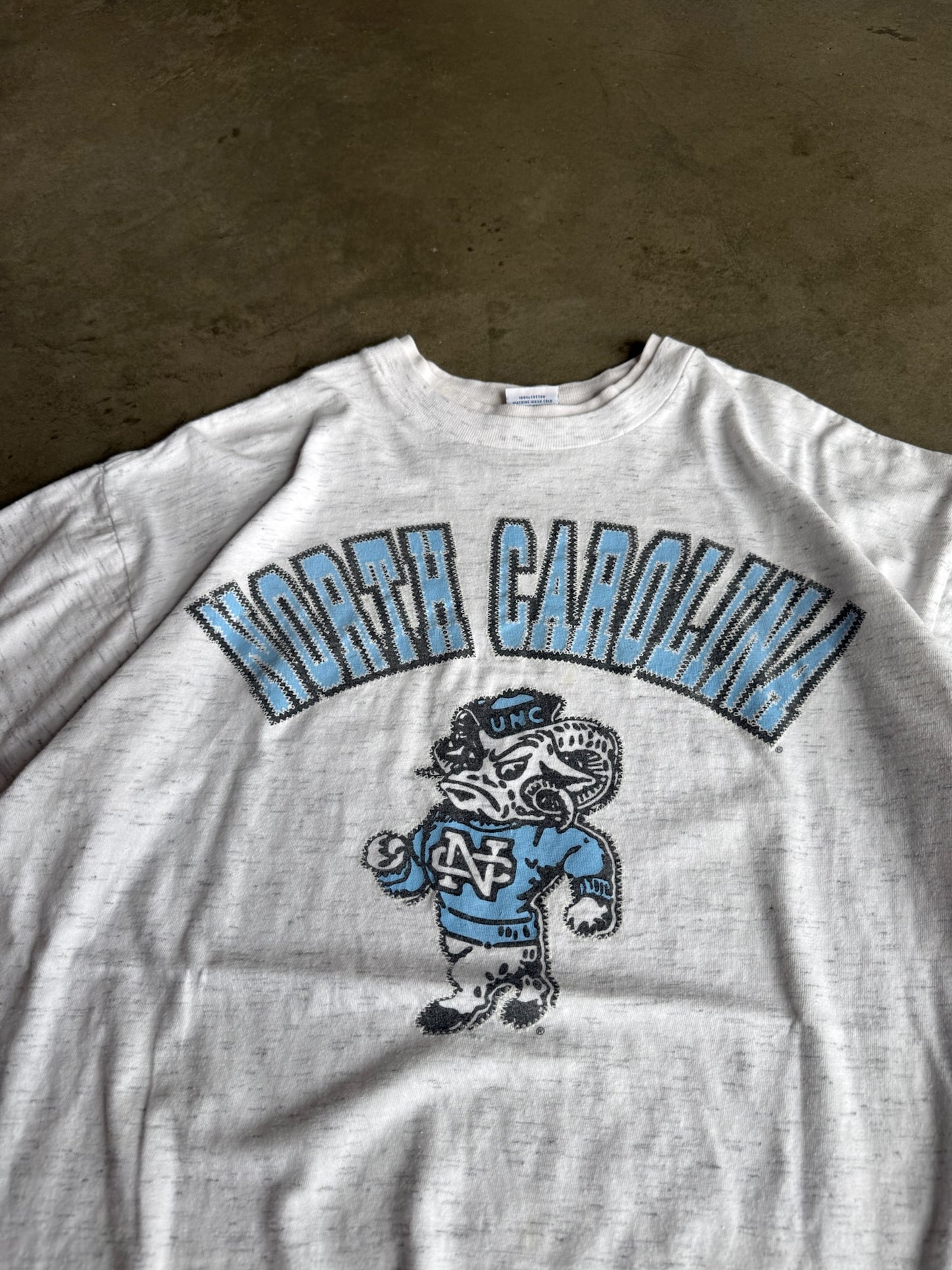 (XL) North Carolina Tar Heels Tee