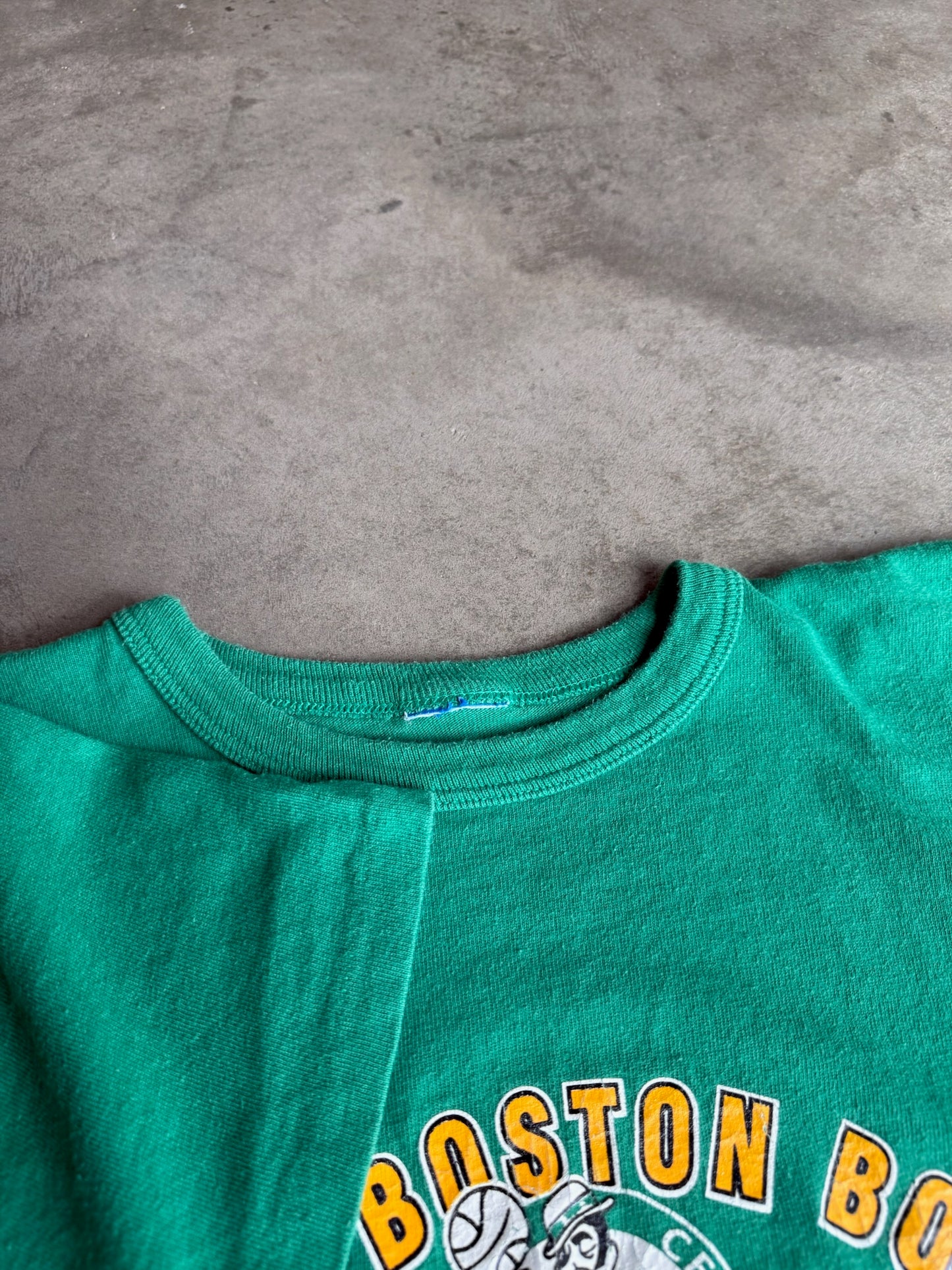 (L) Boston Celtics Tee
