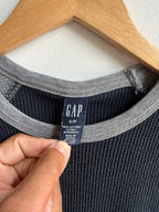 (S) Gap Long Sleeve Tee