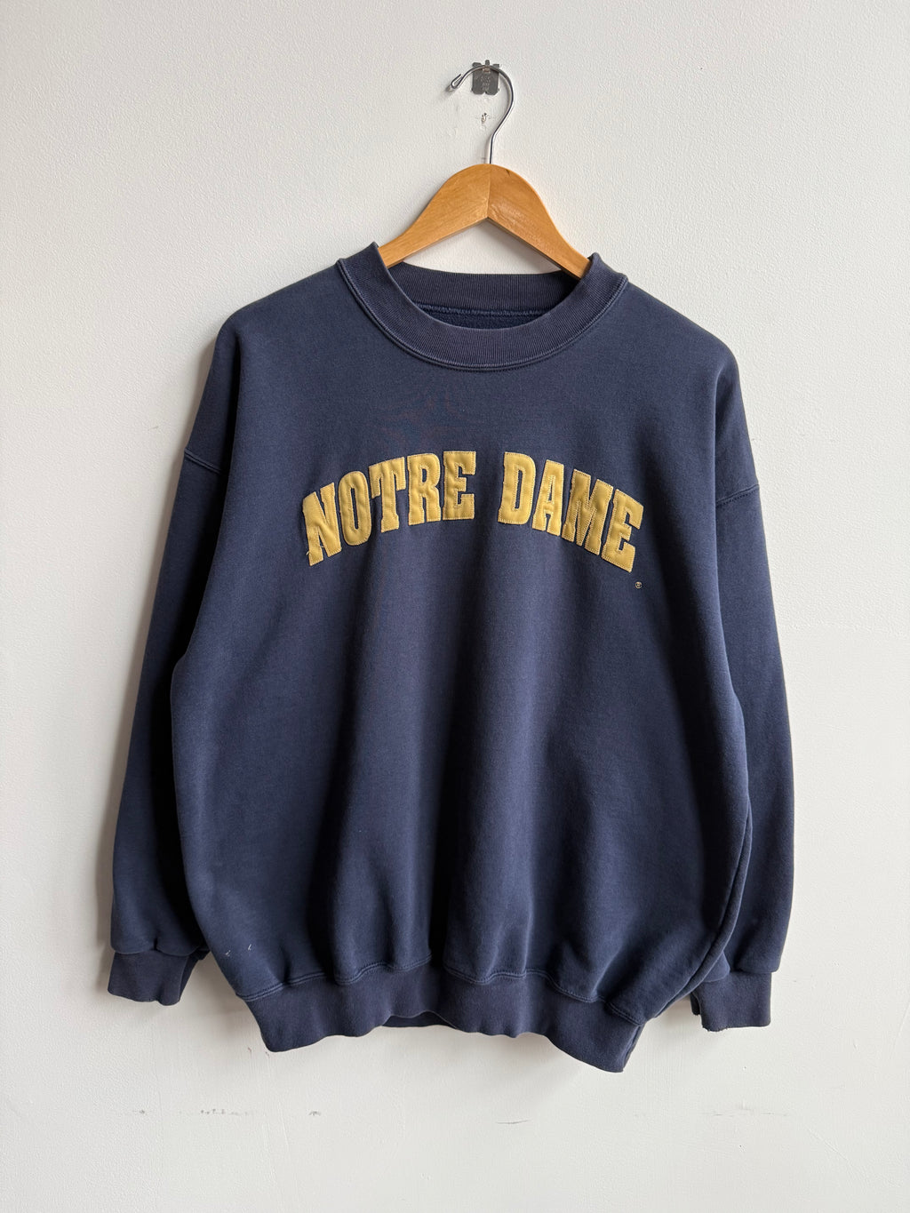 (L) Notre Dame Crew