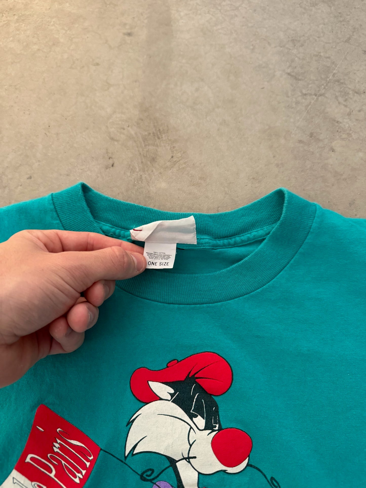 (M) Sylvester the Cat Crop Tee