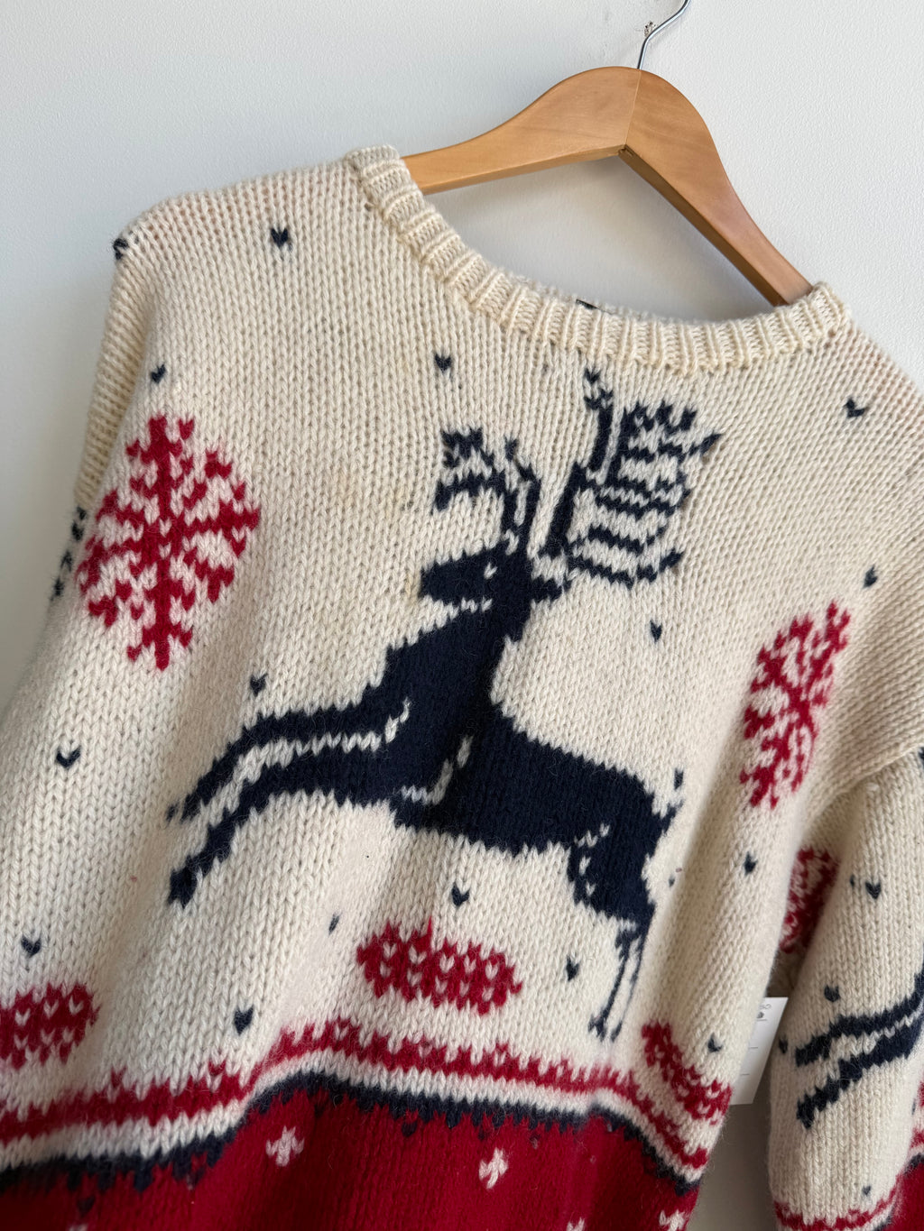 (L) Eddie Bauer Deer Sweater