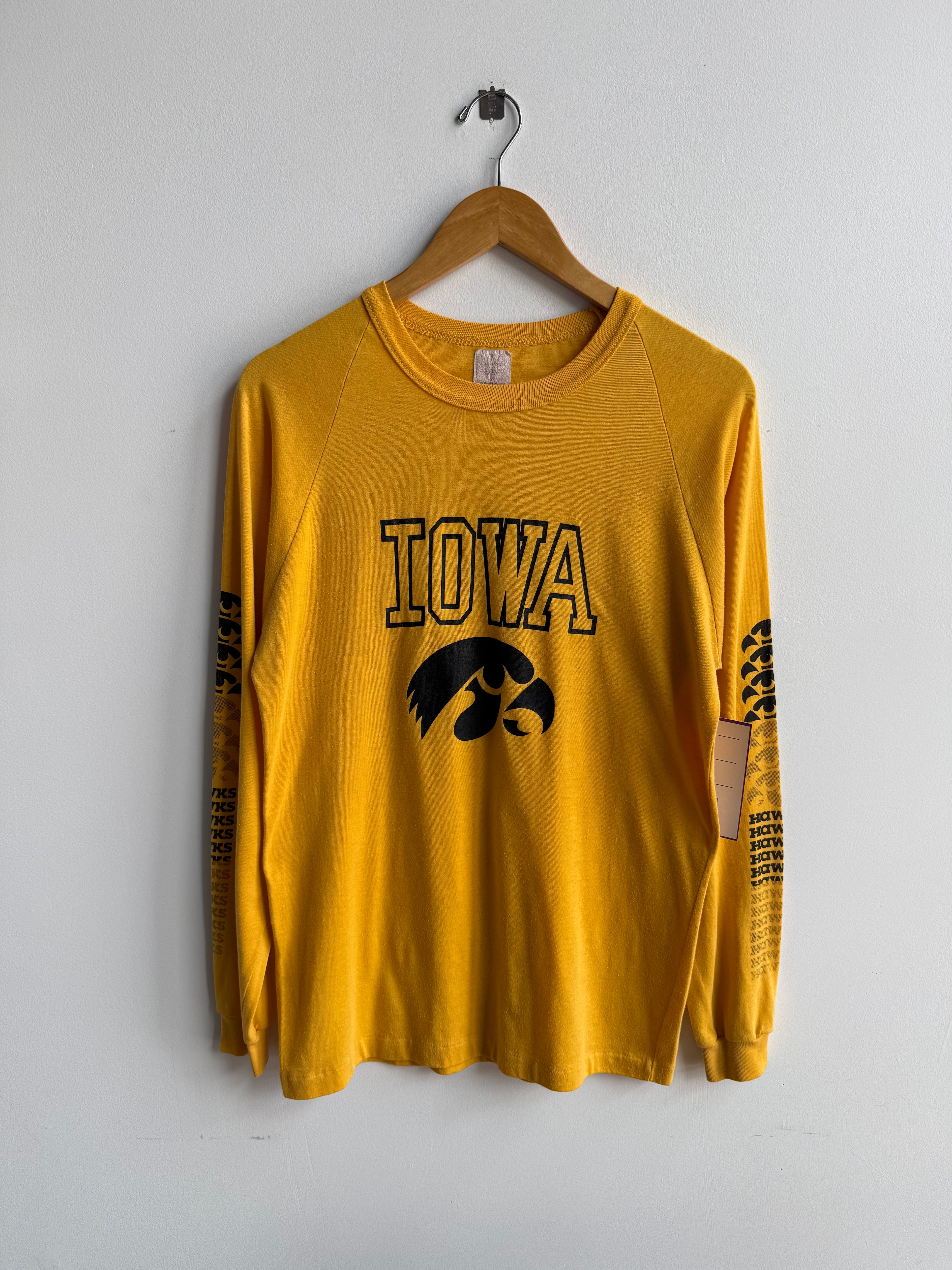 (L) Iowa Hawkeyes Longsleeve Tee