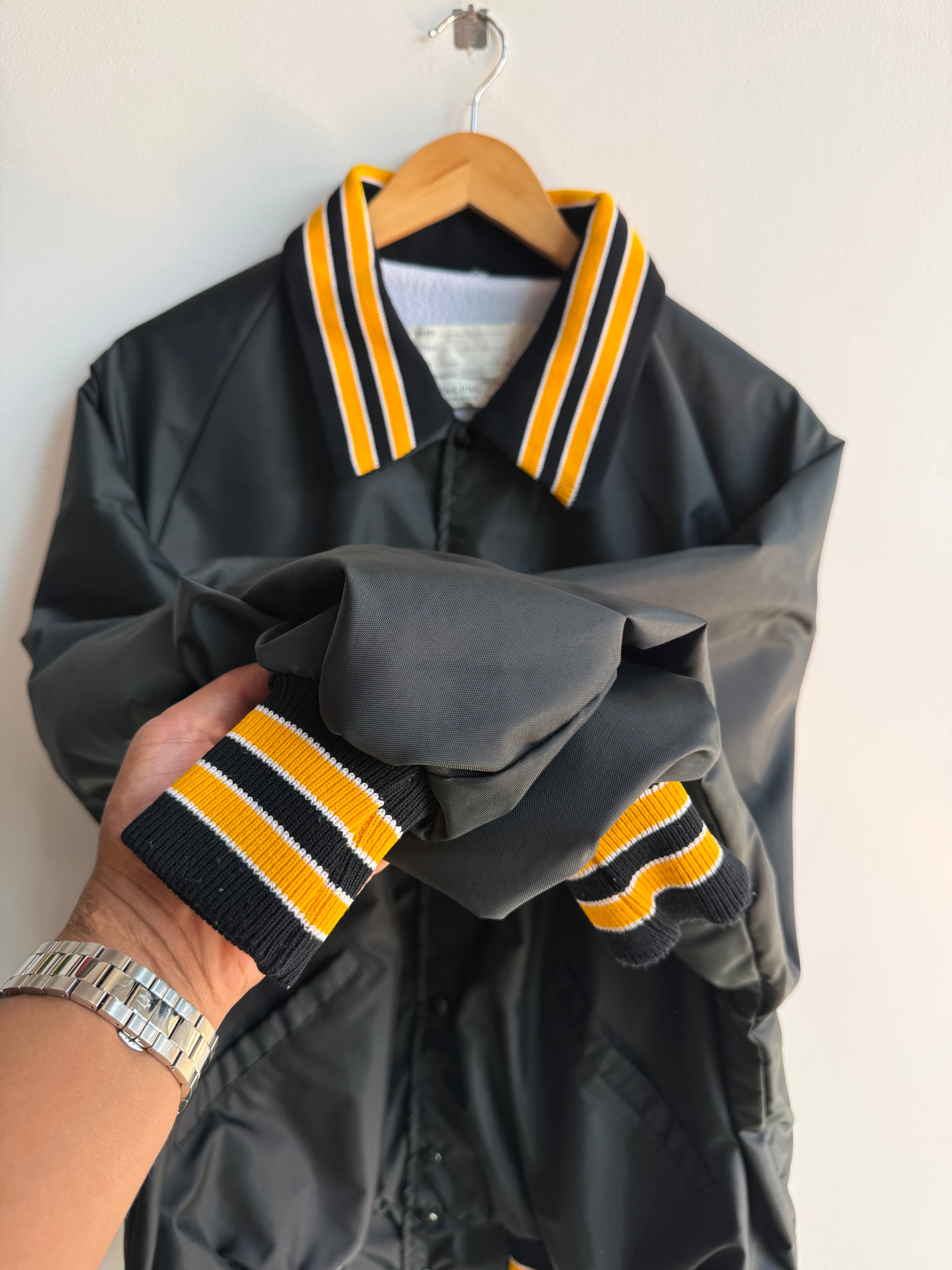 (XL) Iowa Hawkeyes Jacket