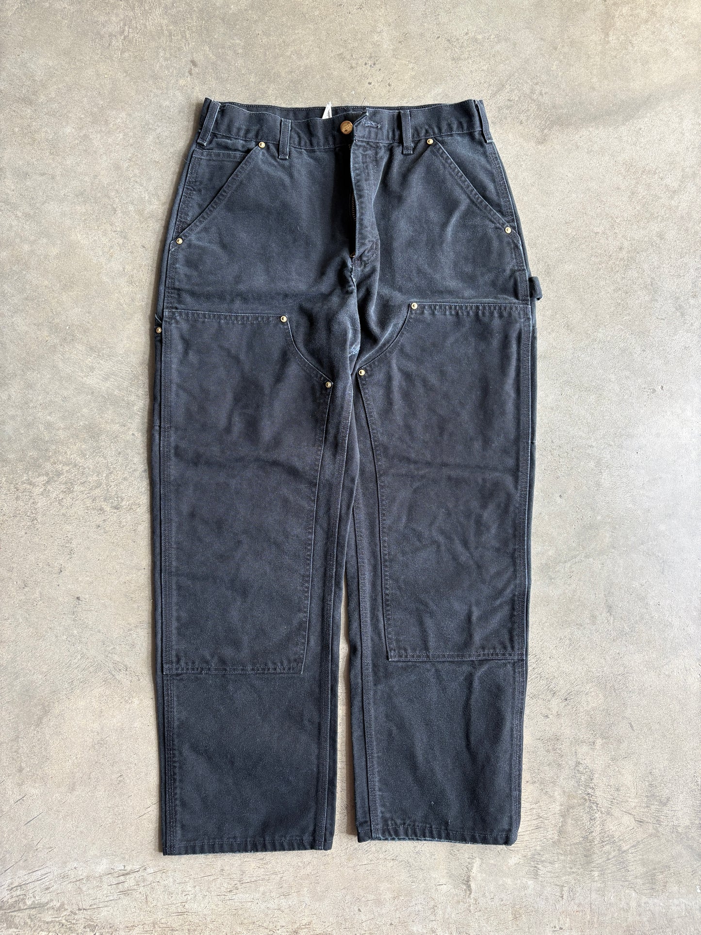 (29) Carhartt Double Knee Carpenter Pant