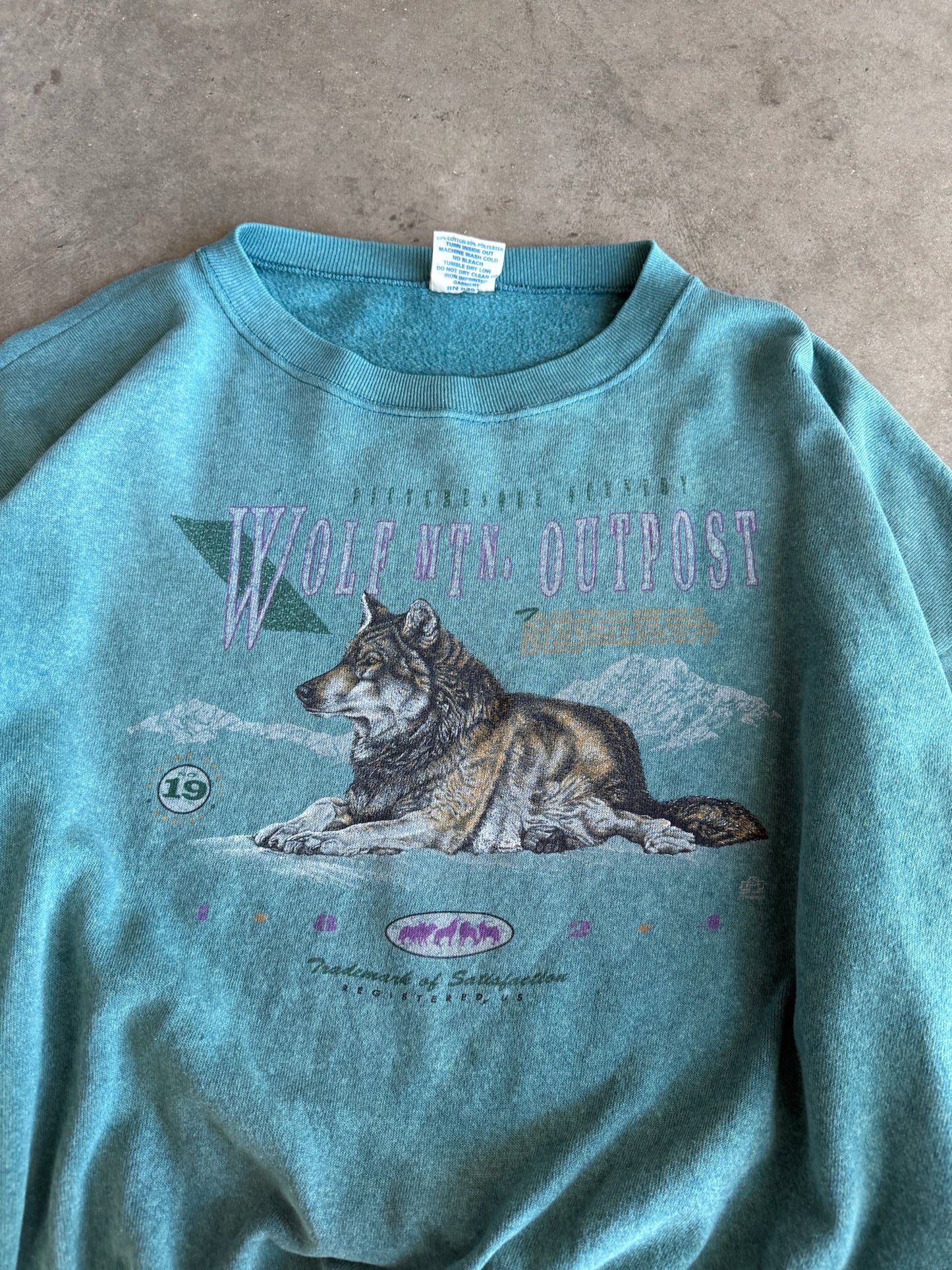 (XL) Wolf Mountain Outpost Crew