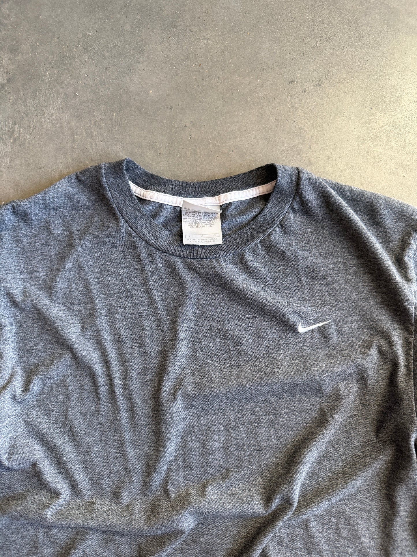 (L) Grey Nike Swoosh Tee