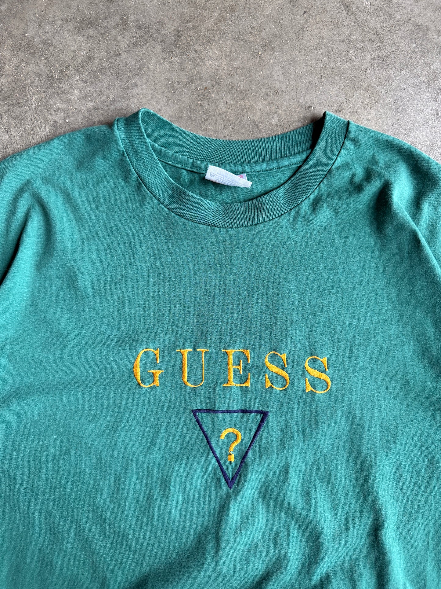 (XL) Guess? Tee