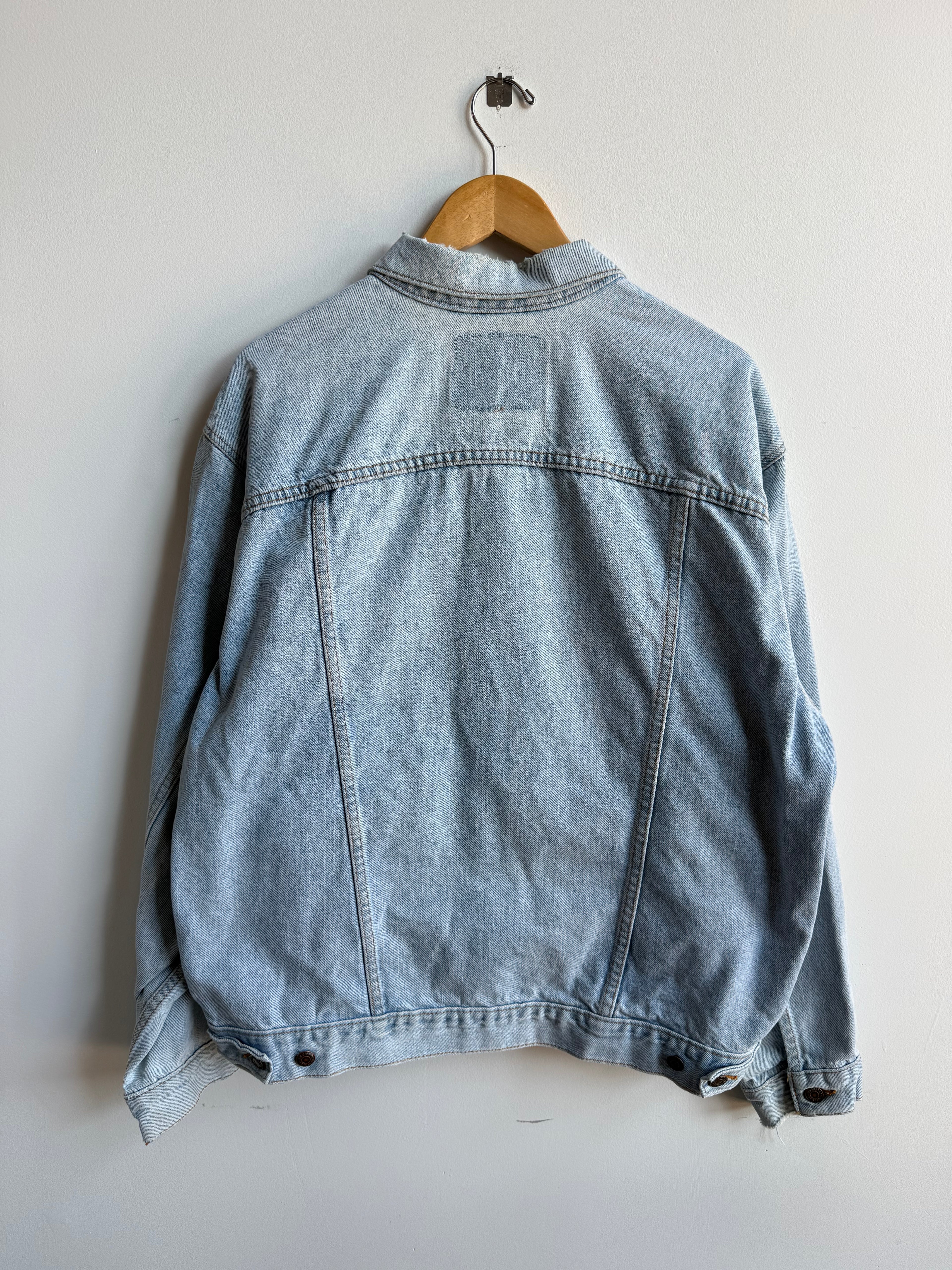 (XL) Levi’s Denim Jacket