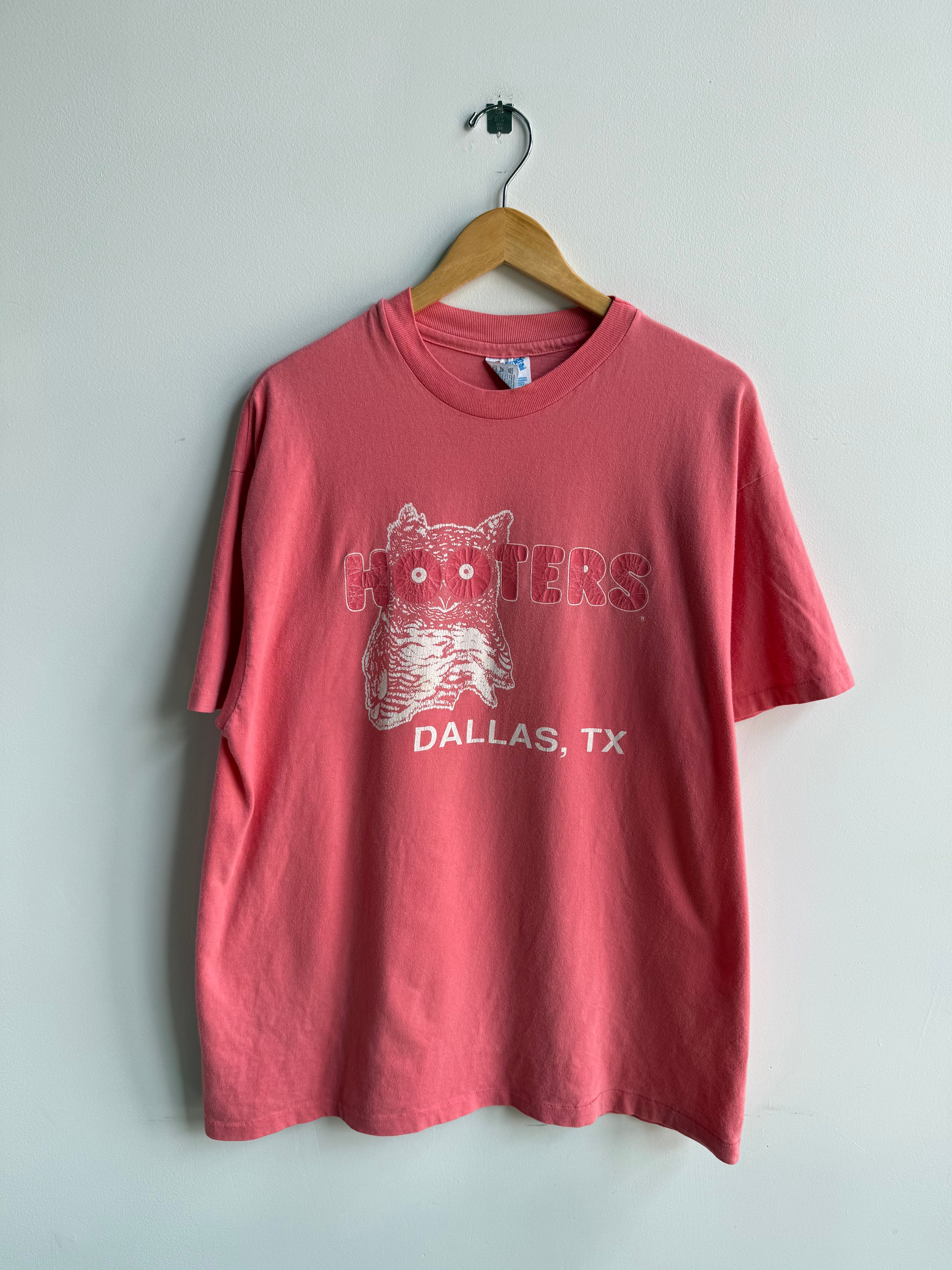 (XL) Hooters Dallas Tee