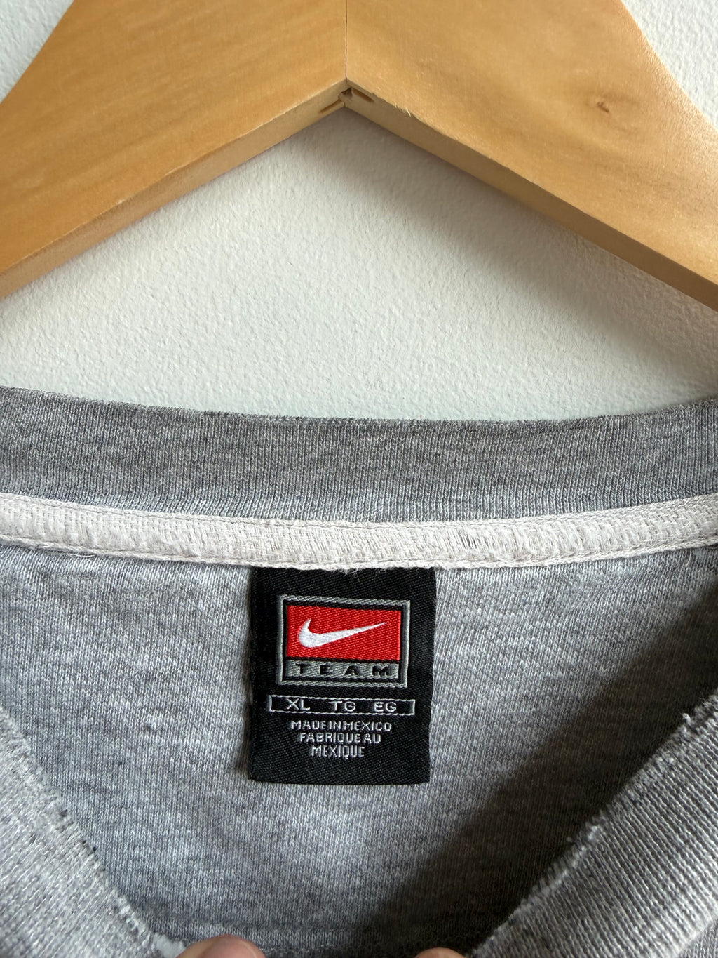 (XL) Nike Iowa Crew