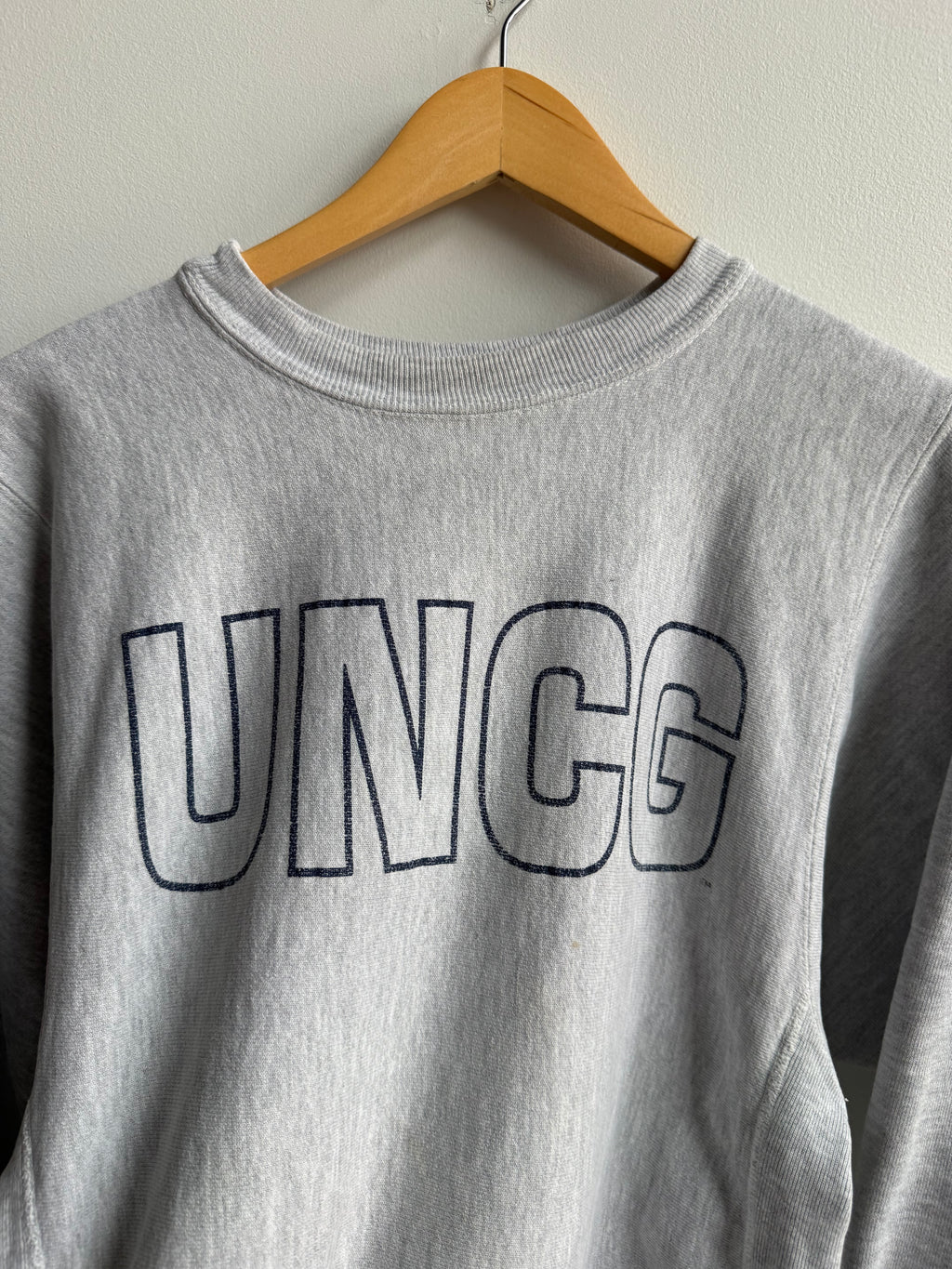 (M) UNCG Reverse Weave Crew
