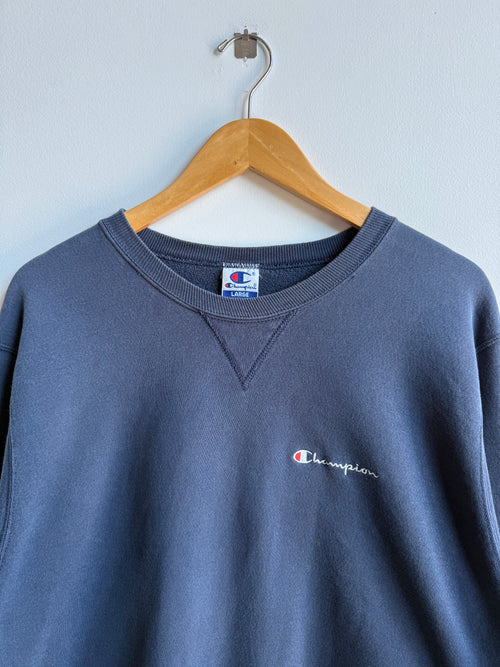 (L) Champion Crew