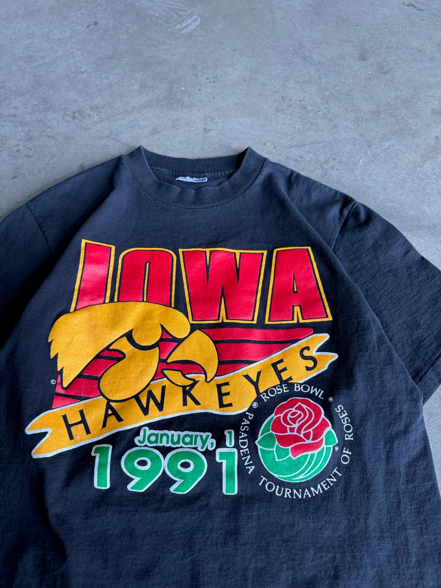 (M) Iowa Rose Bowl Tee