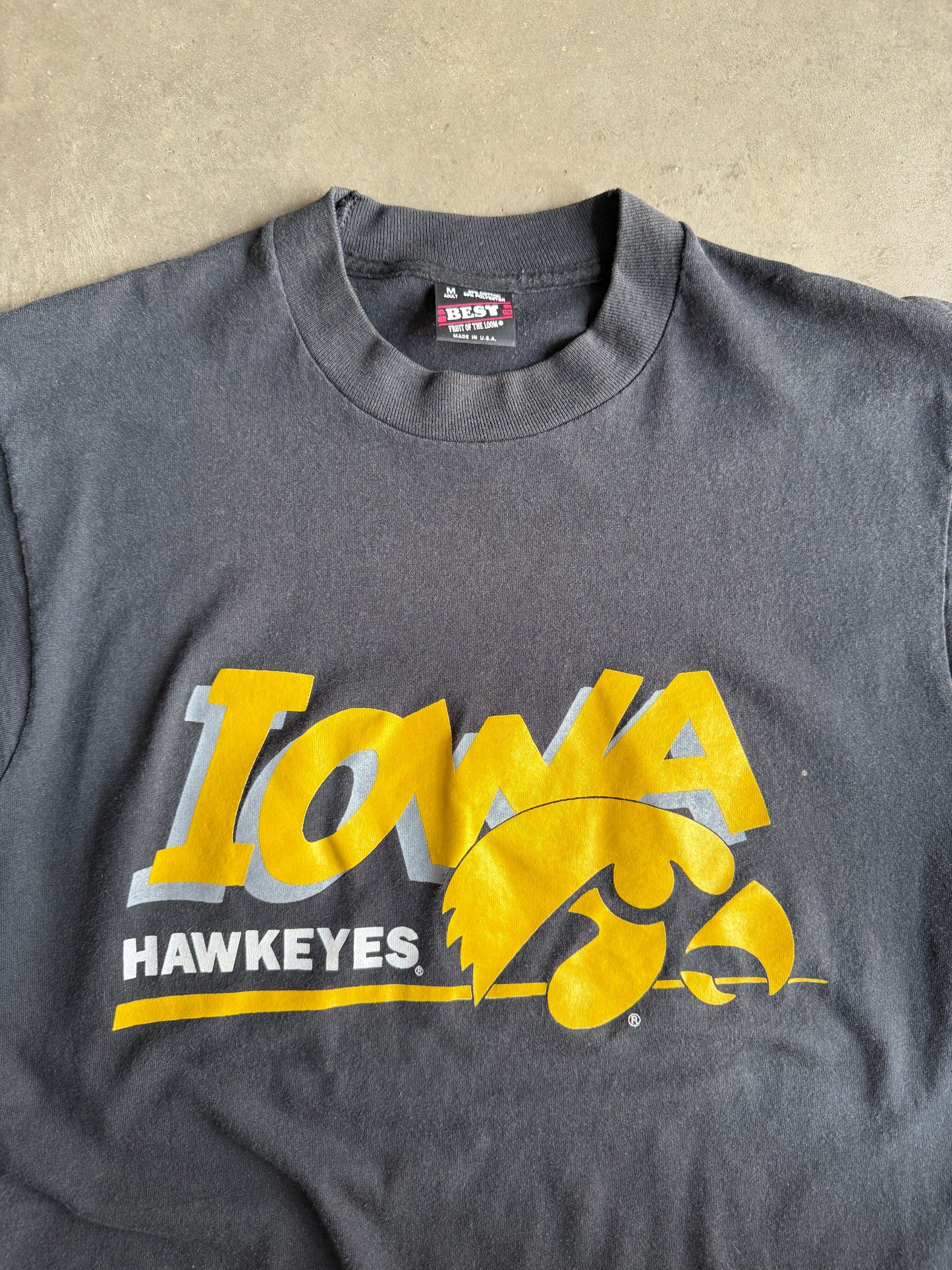 (M) Iowa Hawkeyes Tee