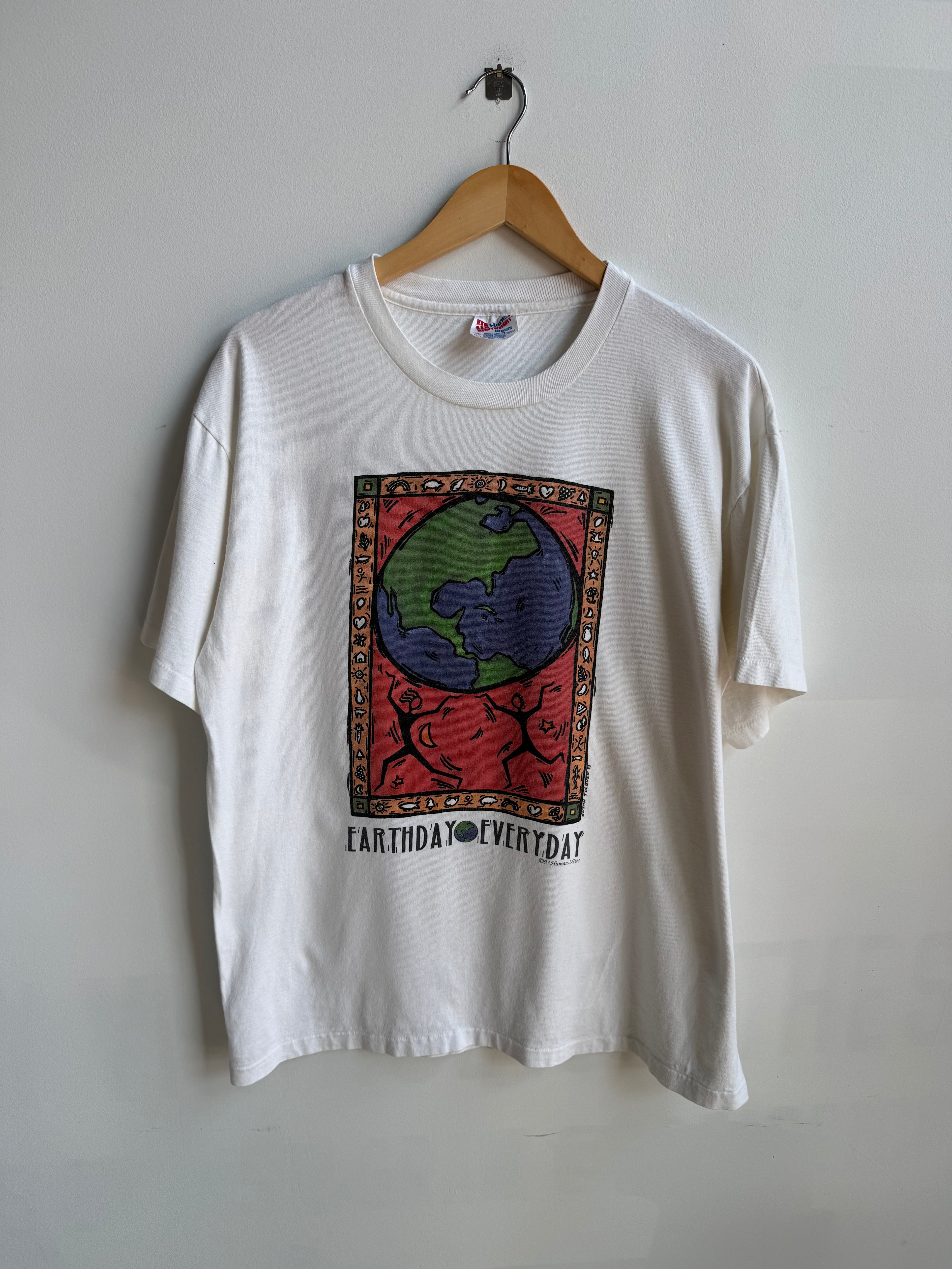 (L) Everyday is Earth Day Tee