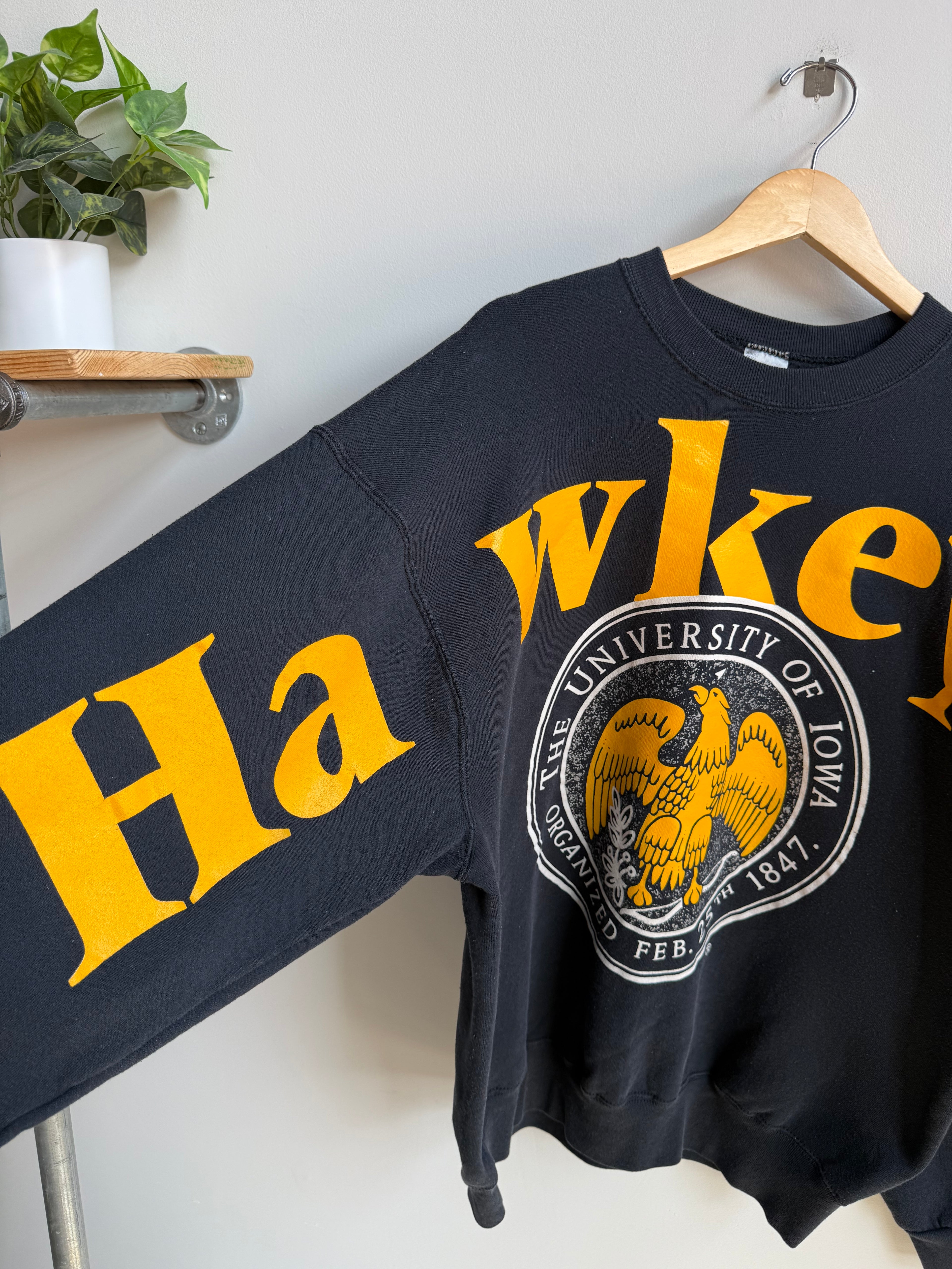 (XXL) Iowa Hawkeyes Spellout Crew