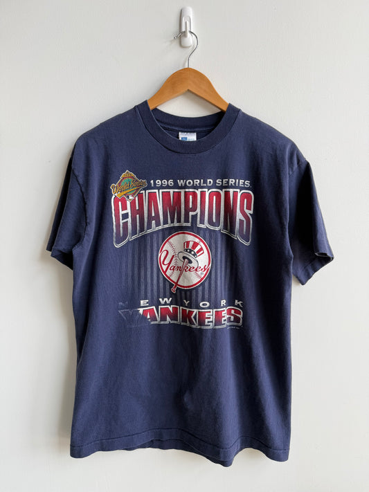 (L) New York Yankees Tee