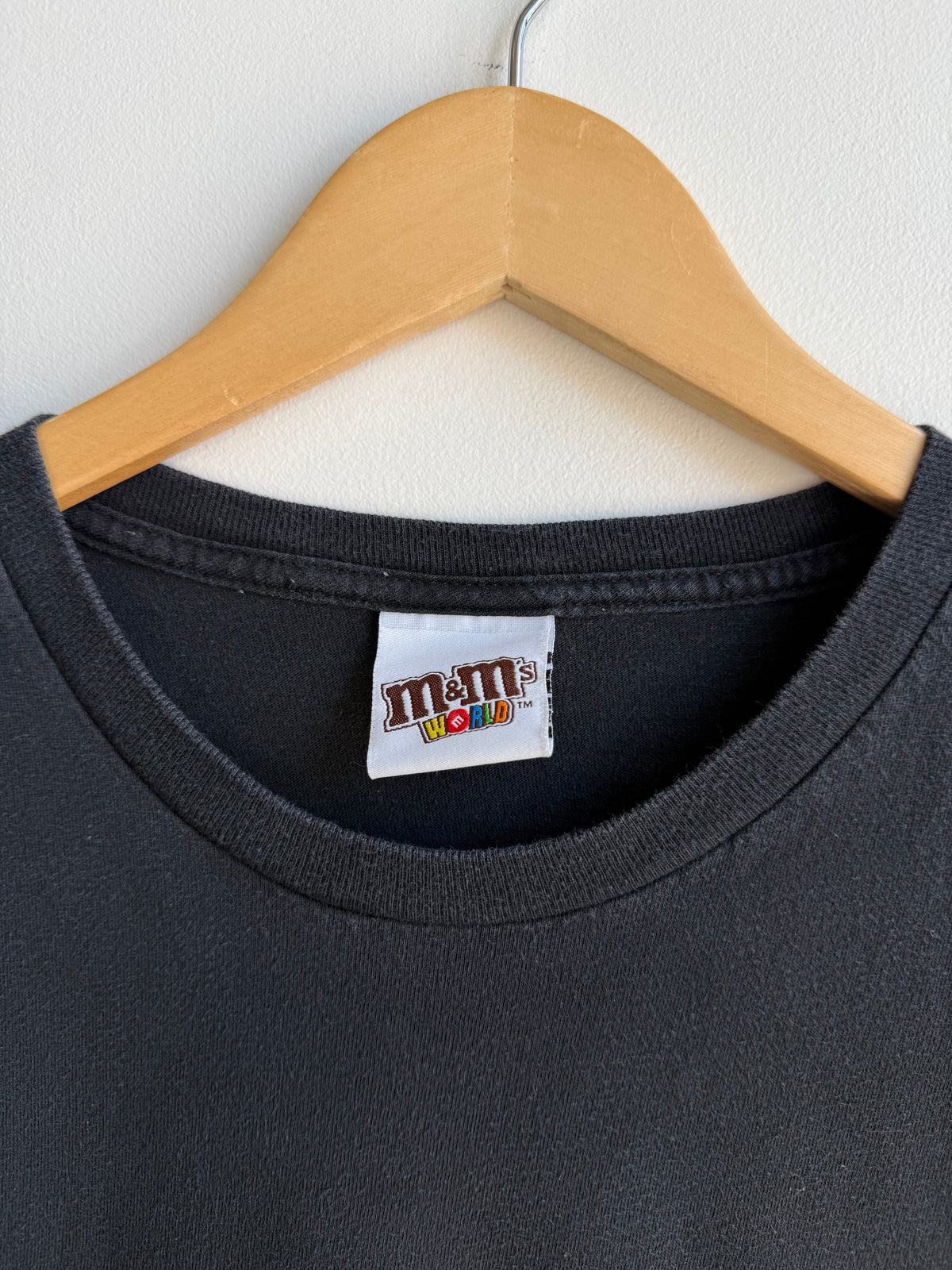 (L) M&M’s New York Tee