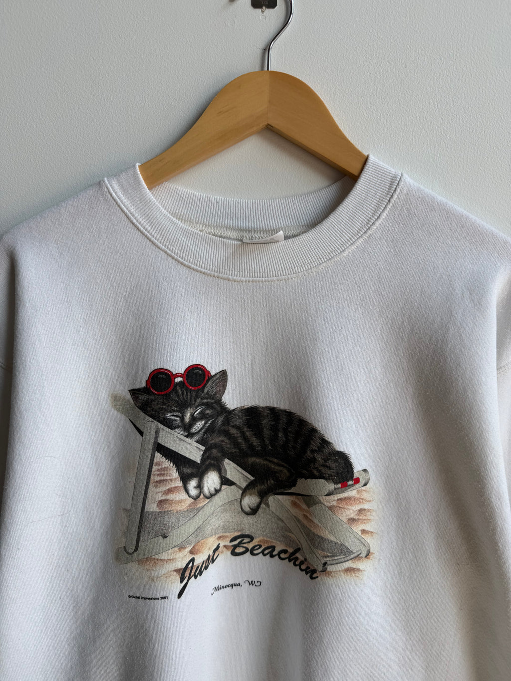 (L) Cat Just Beachin Tee