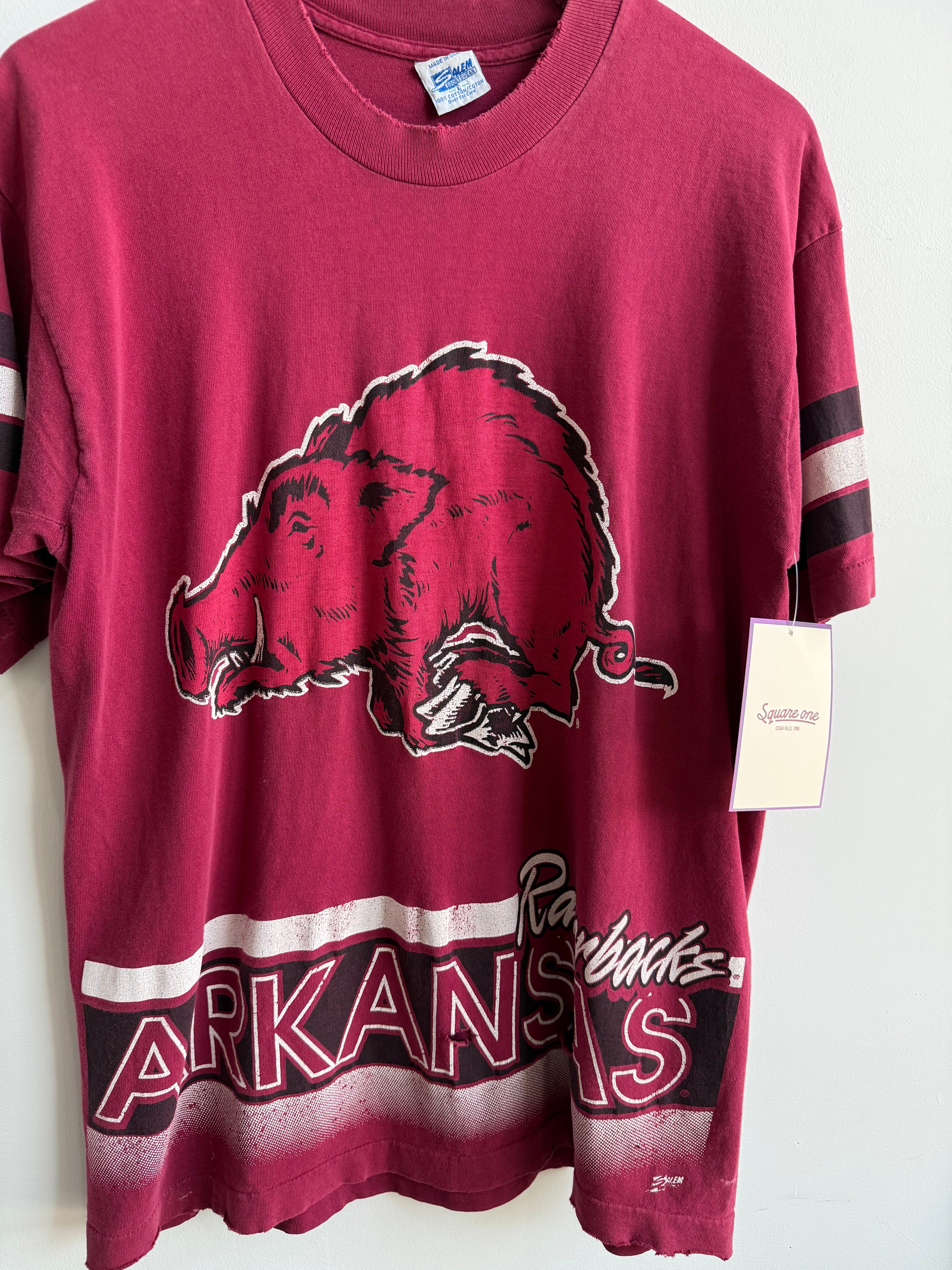 (L) Arkansas Razorbacks Tee