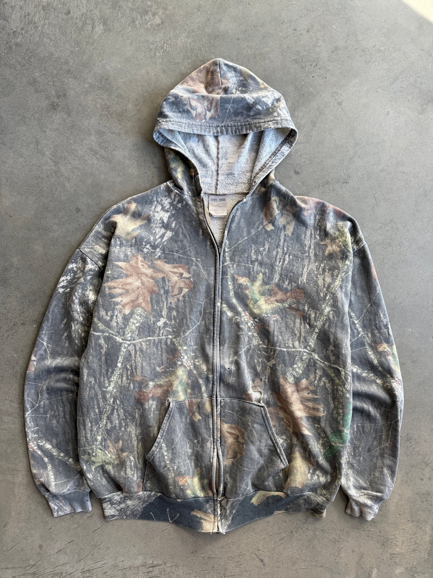 (XXL) Camo Zip Up Hoodie