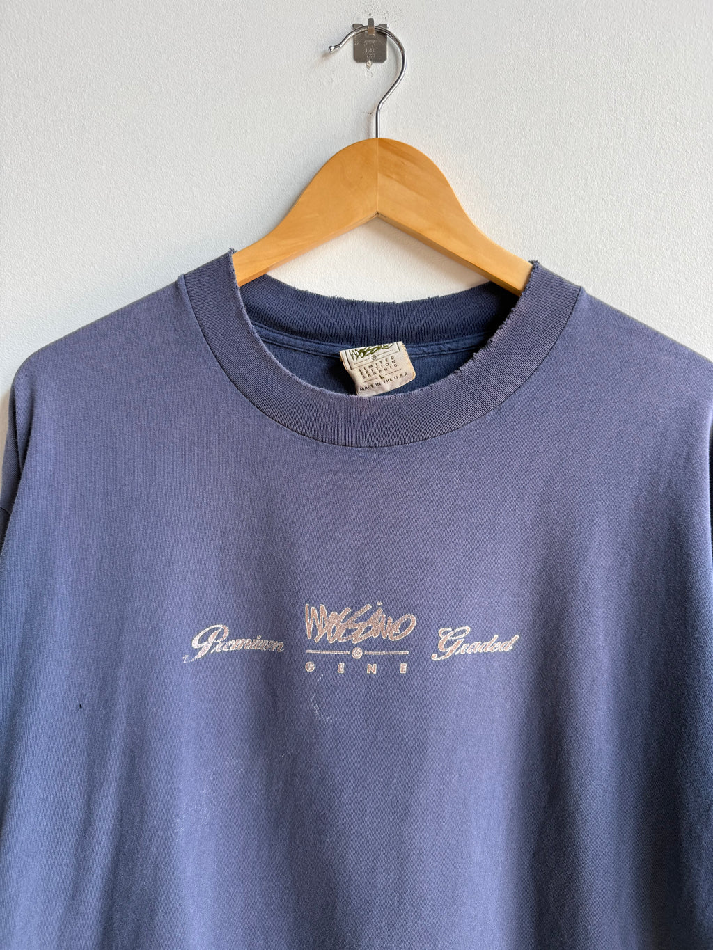 (L) Mossimo Tee
