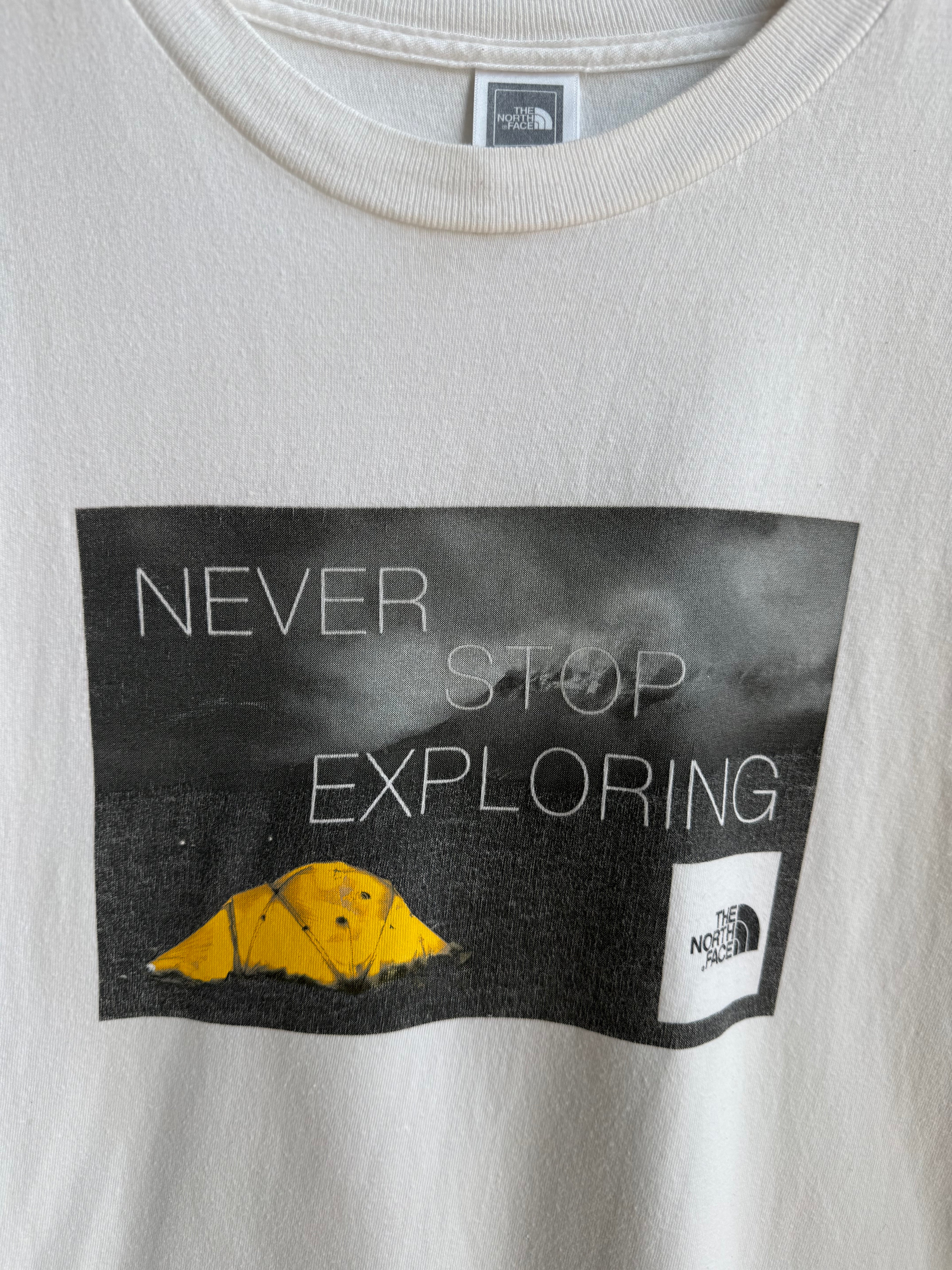 (XL) The North Face Tee