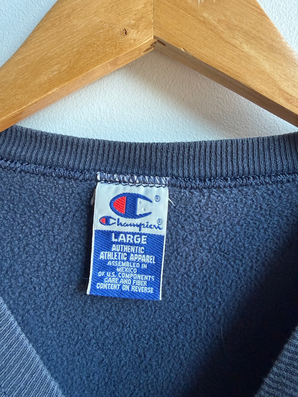 (L) Champion Crew