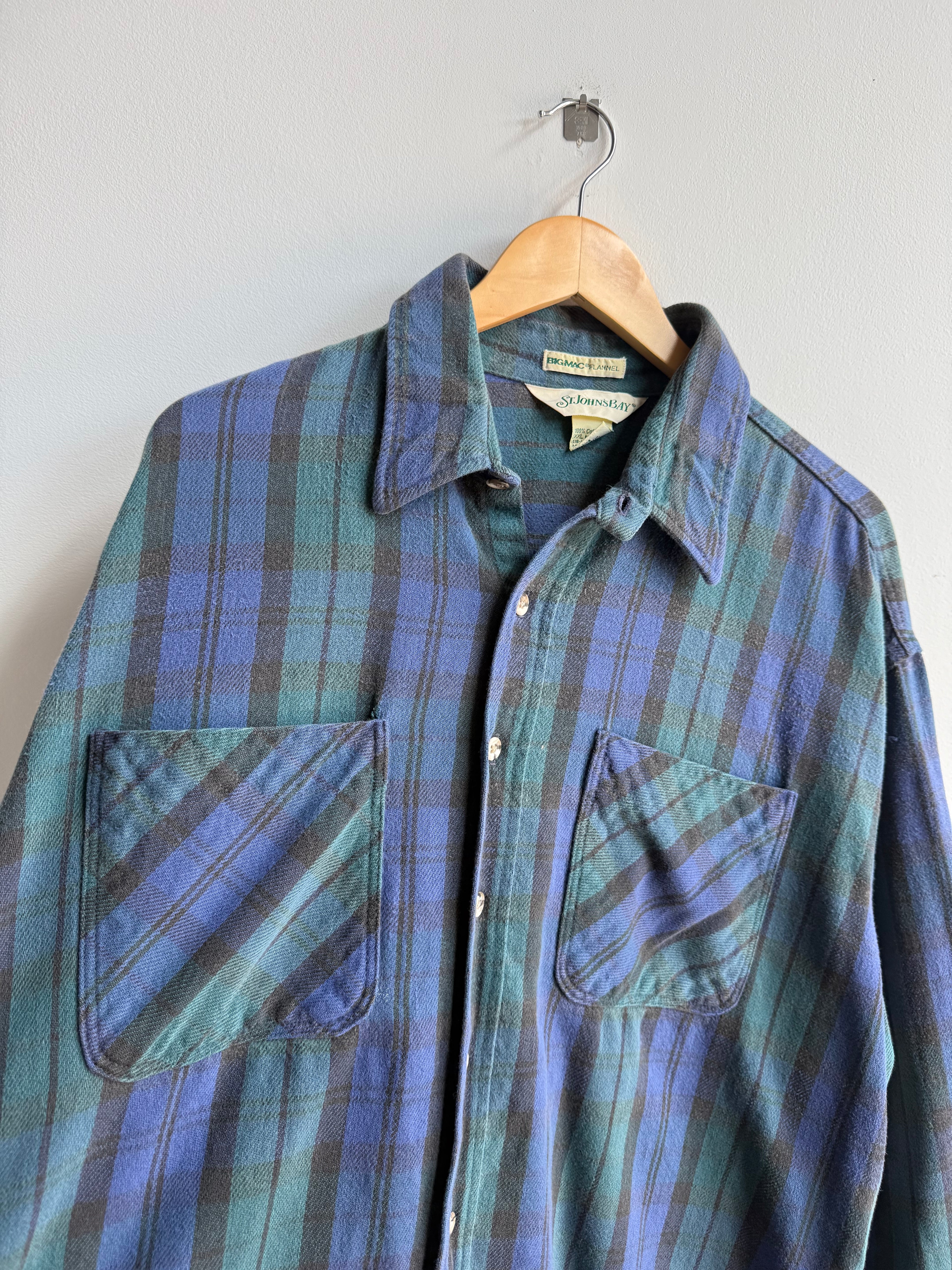 (XXL) St John’s Bay Flannel Button Up