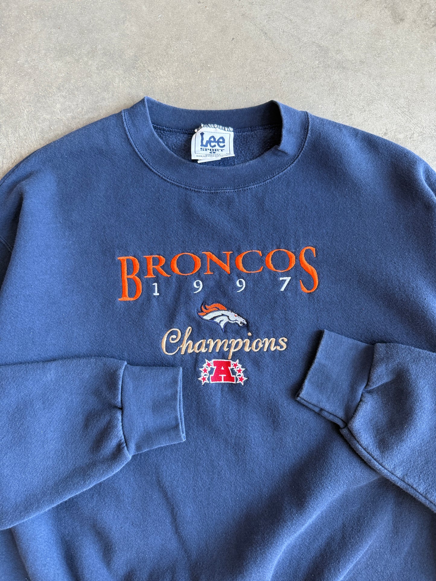 (L) 1997 Denver Broncos Champs Crew