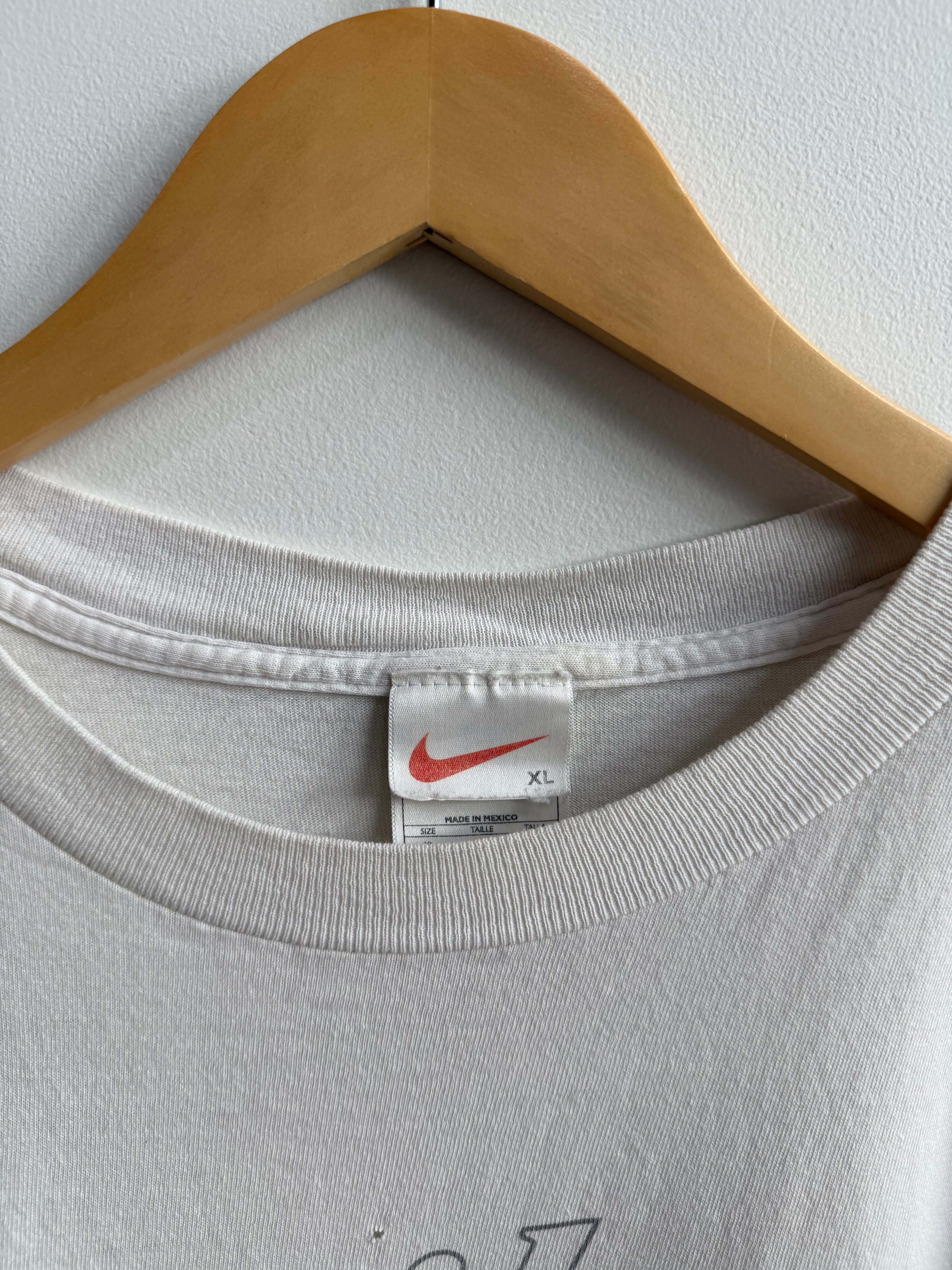 (XL) Nike Graphic Tee