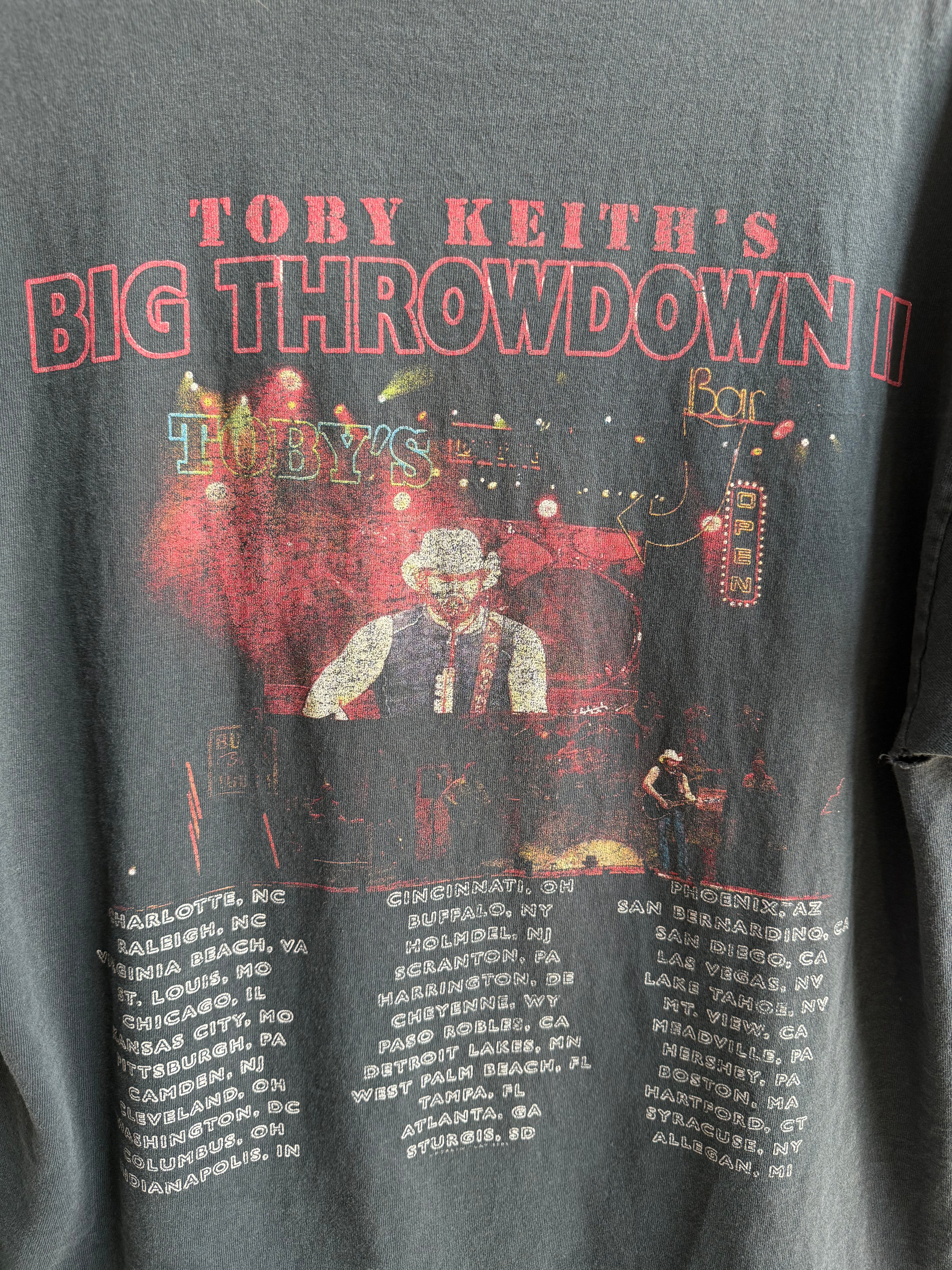 (L) Toby Keith Tee