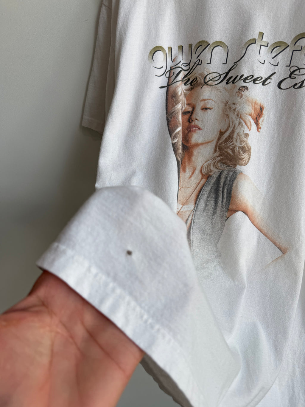 (L) Gwen Stefani Tee