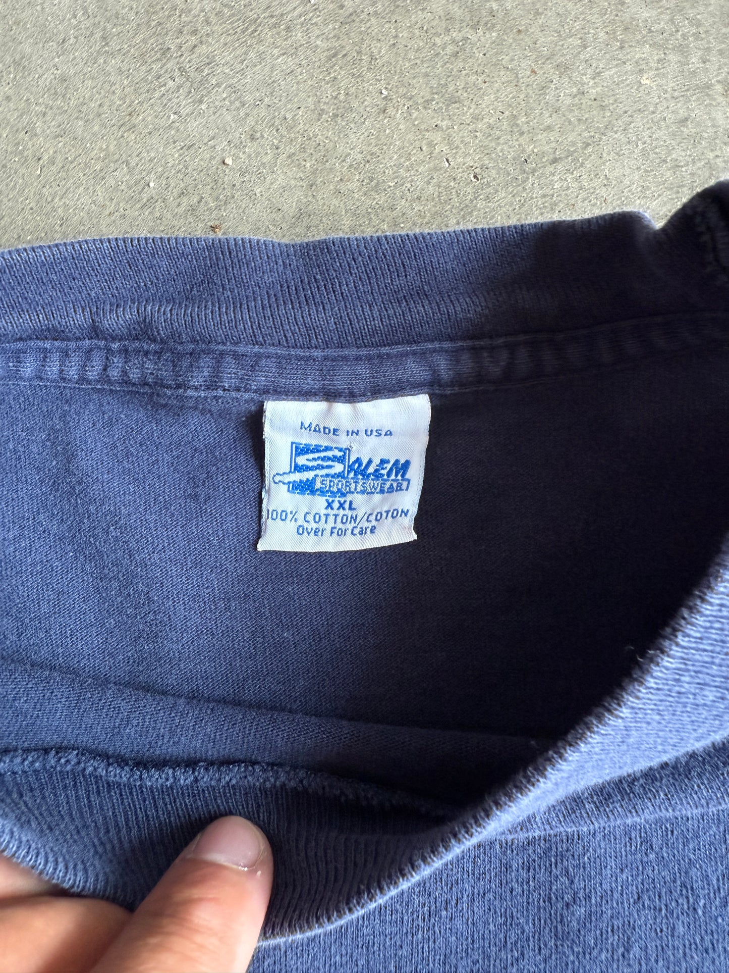 (XXL) UCONN Huskies Tee