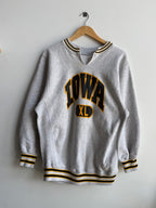 (L) Iowa Hawkeyes Crew