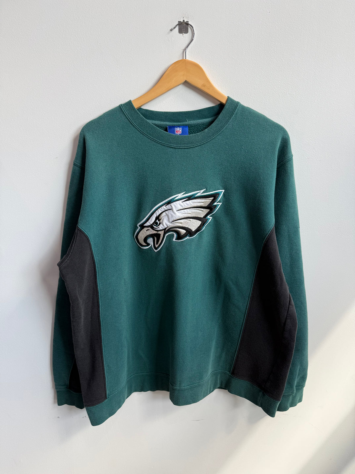 (L) Philadelphia Eagles Crew