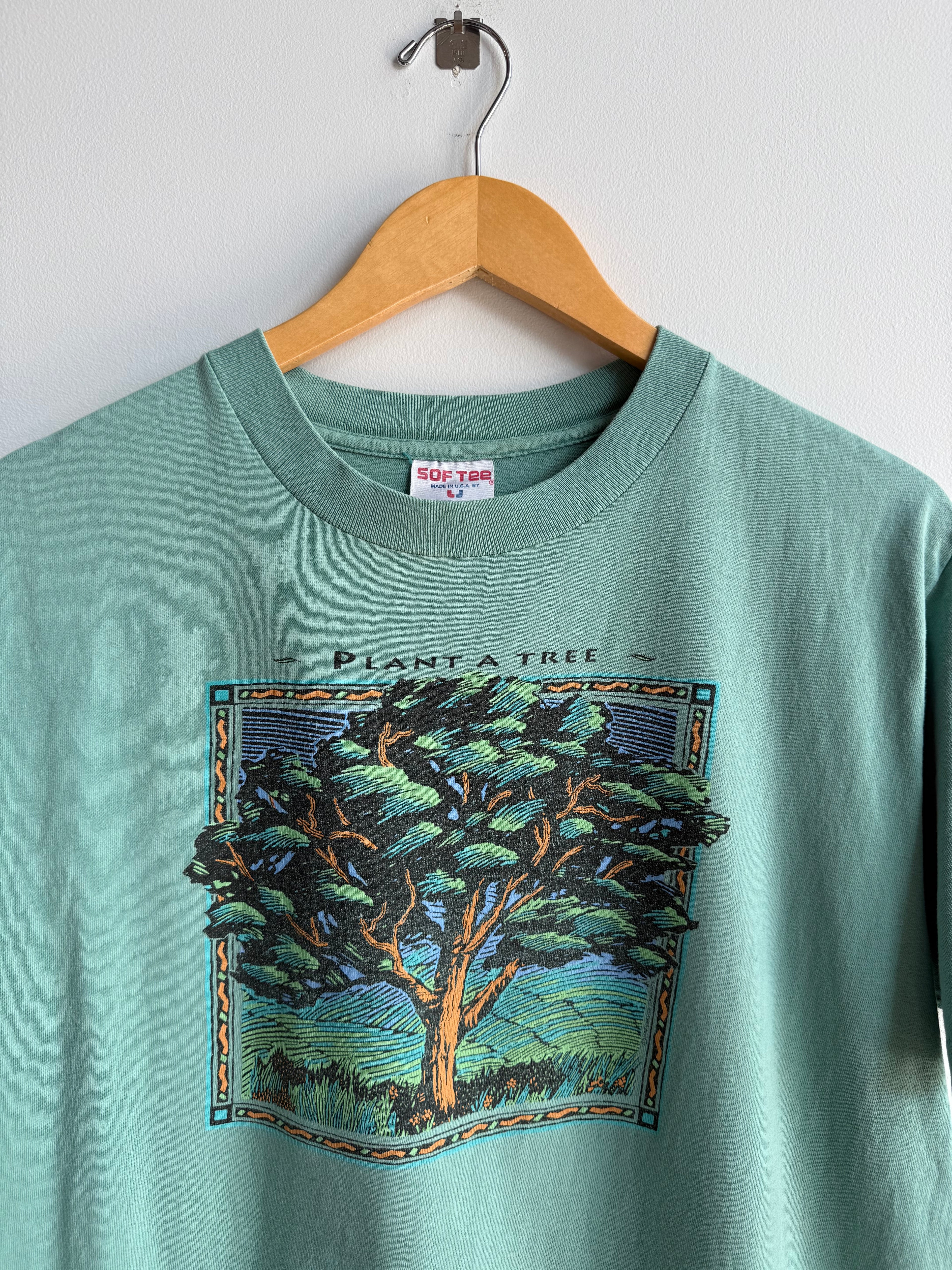 (L) Plant a Tree Tee